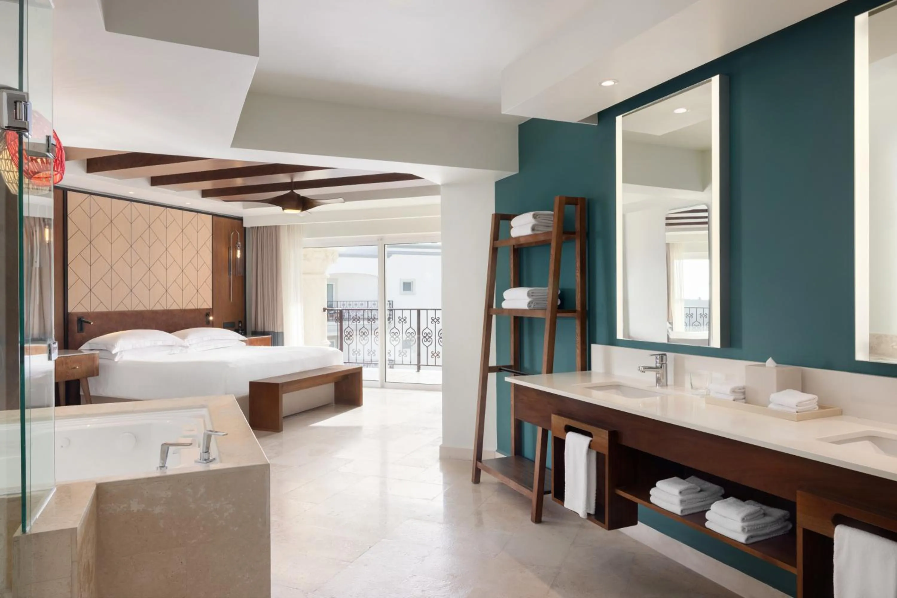 Bedroom, Bed in Hyatt Vivid Playa Del Carmen All-Inclusive Adult Only Resort