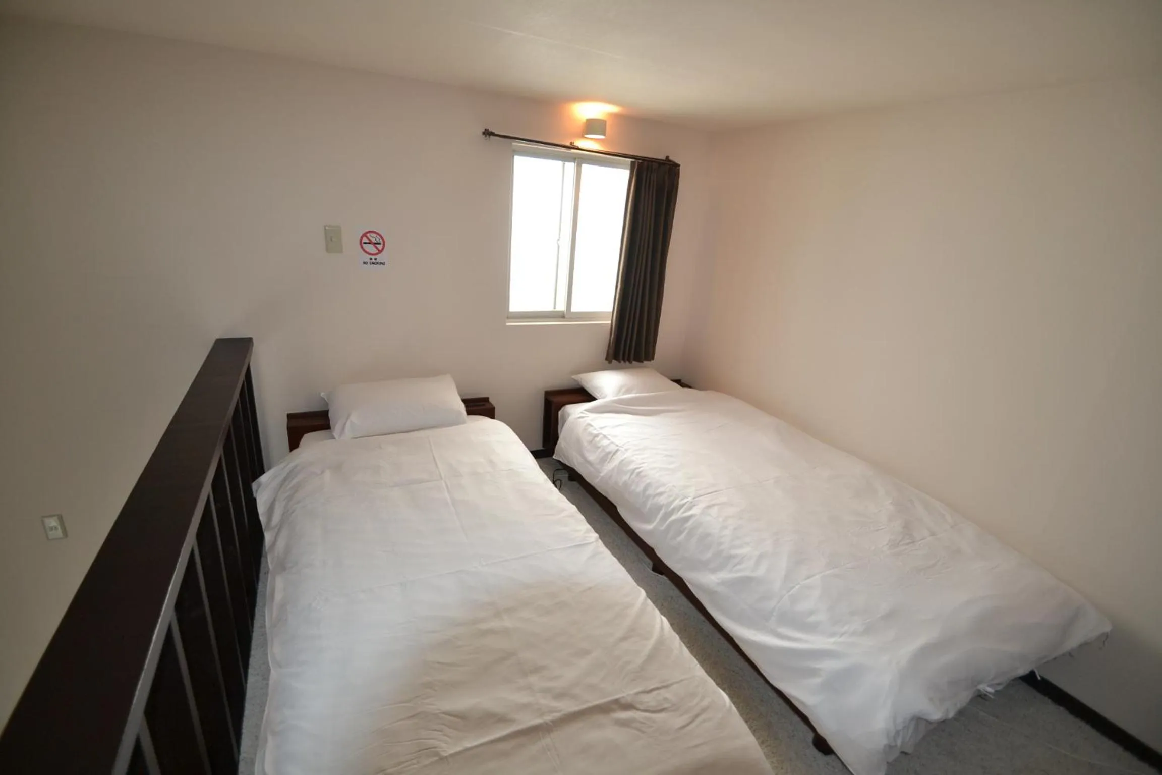 Bed in Aparthotel Palais Royal with Parking