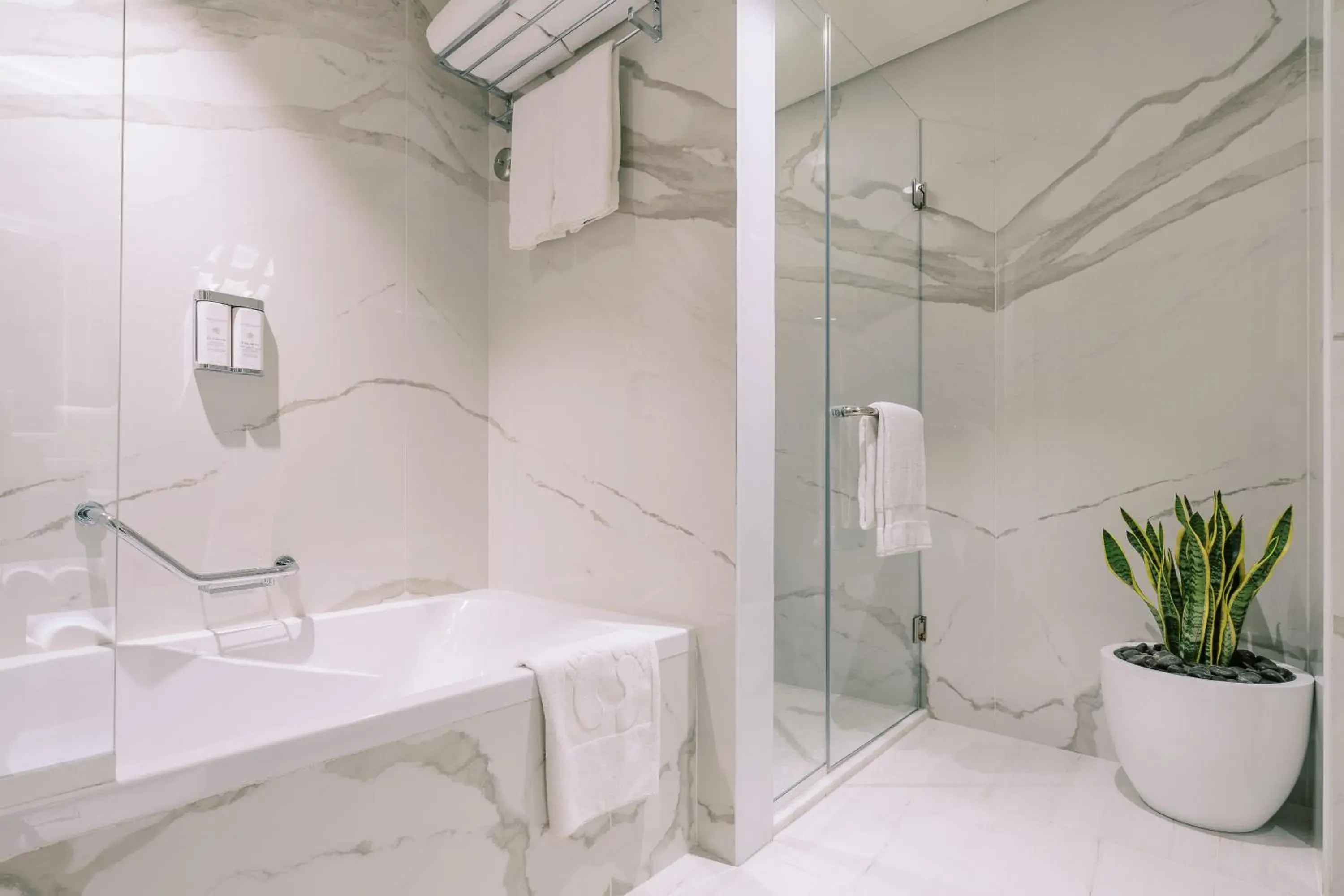 Premium King Room w/ Kitchenette -15% off on F&B shuttle to Deira City Center, Al Ghurair Mall & La Mer Beach in Khalidia Palace Hotel Dubai by Mourouj Gloria Premium King Room w/ Kitchenette -15% off on F&B shuttle to Deira City Center, Al Ghurair Mall & La Mer Beach in Khalidia Palace Hotel Dubai by Mourouj Gloria