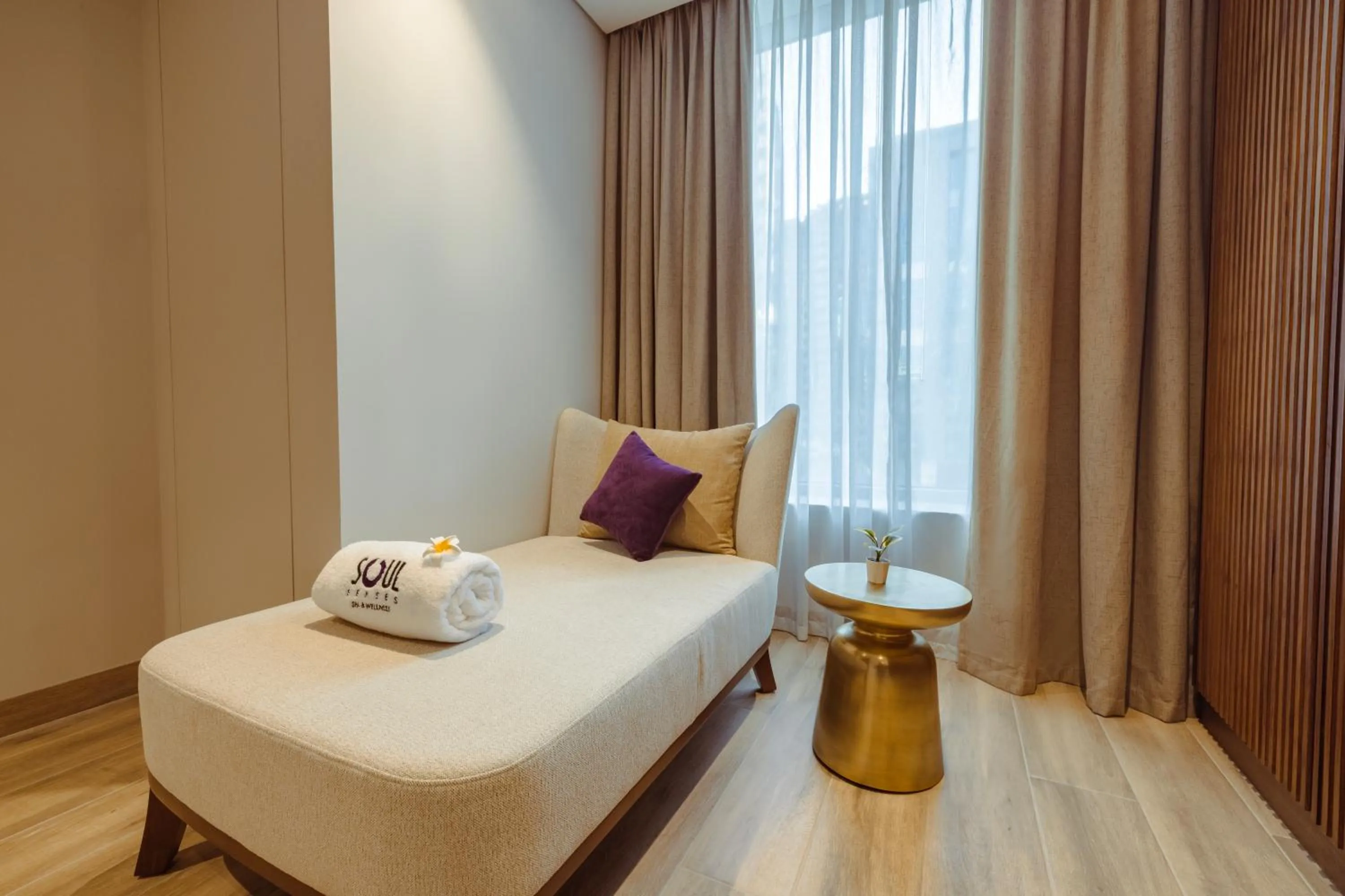 Spa and wellness centre/facilities, Bed in Khalidia Palace Hotel Dubai by Mourouj Gloria