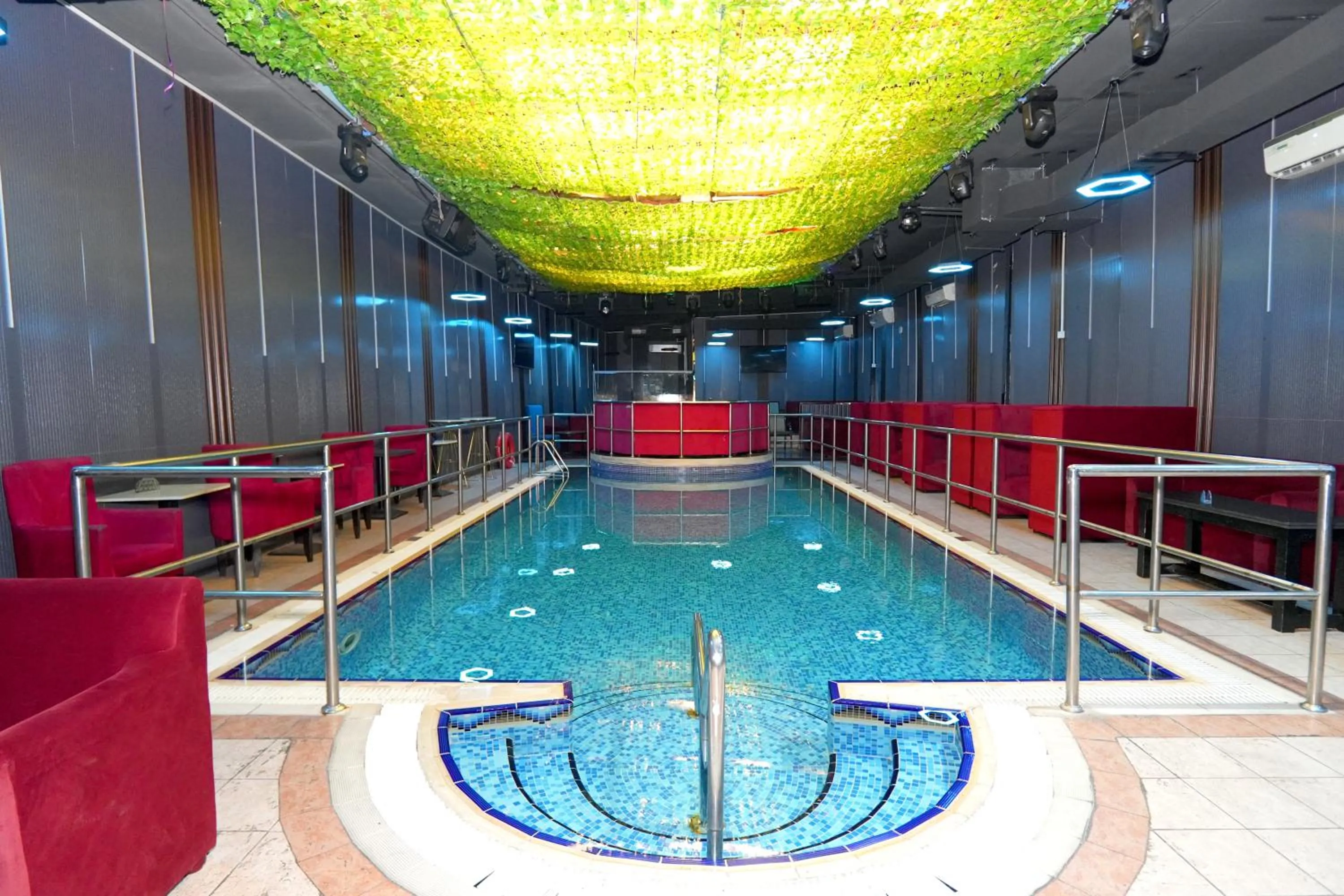 Swimming pool in Concorde Deira Hotel -Formerly Golden Tulip Deira Hotel