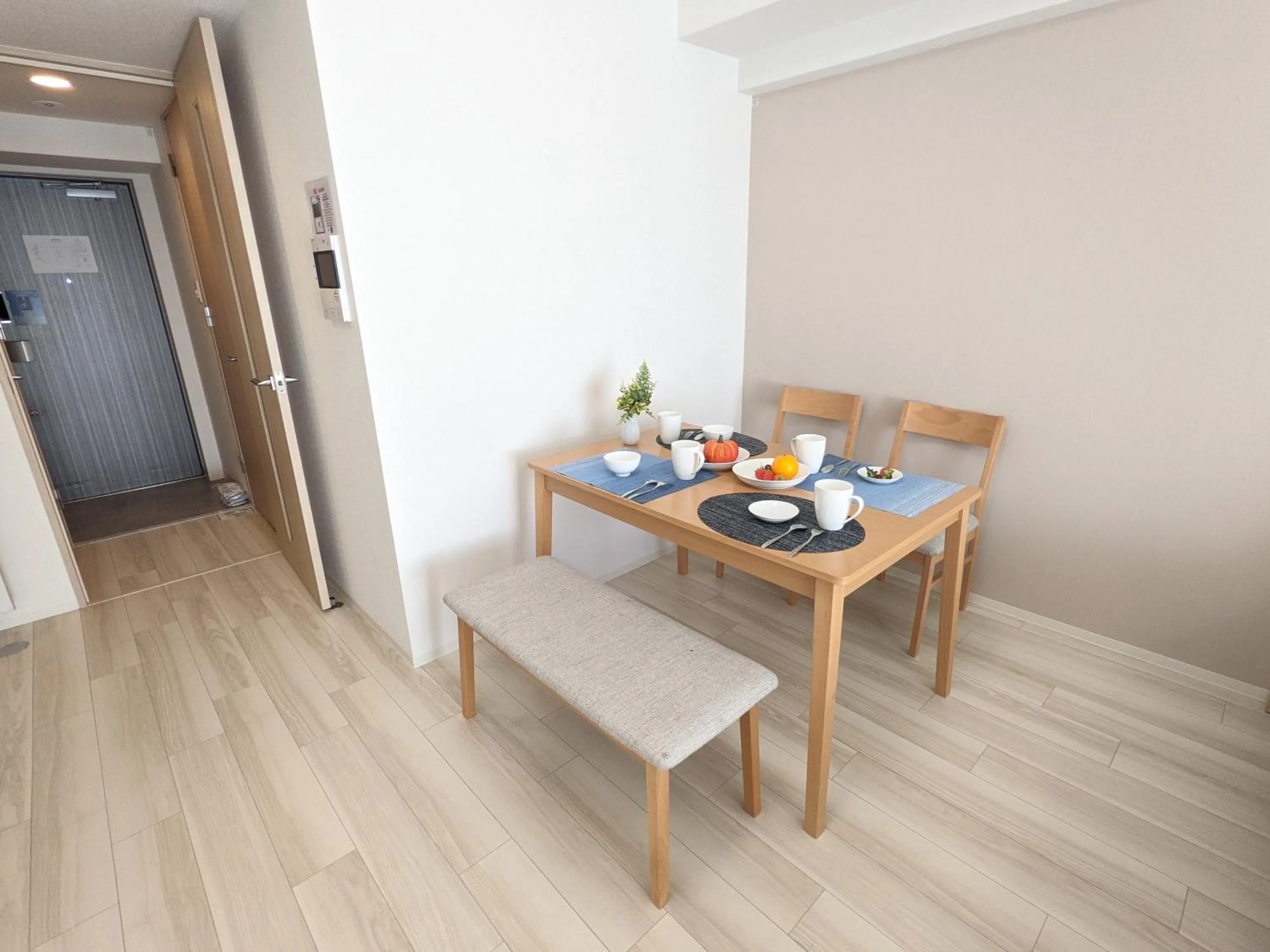 Dining area in ESLEAD HOTEL Namba Daikokucho