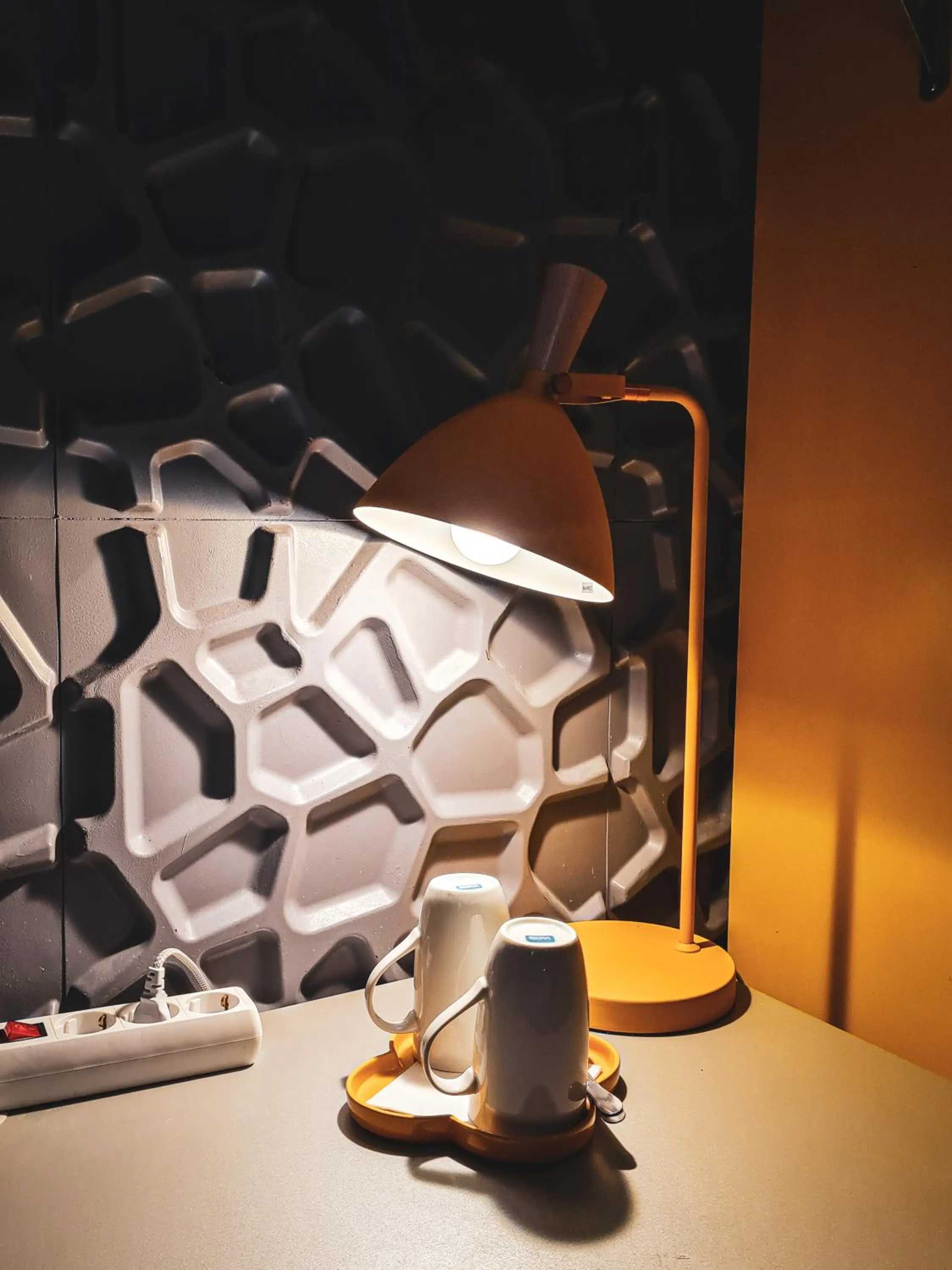 Coffee/tea facilities in Hotel 108