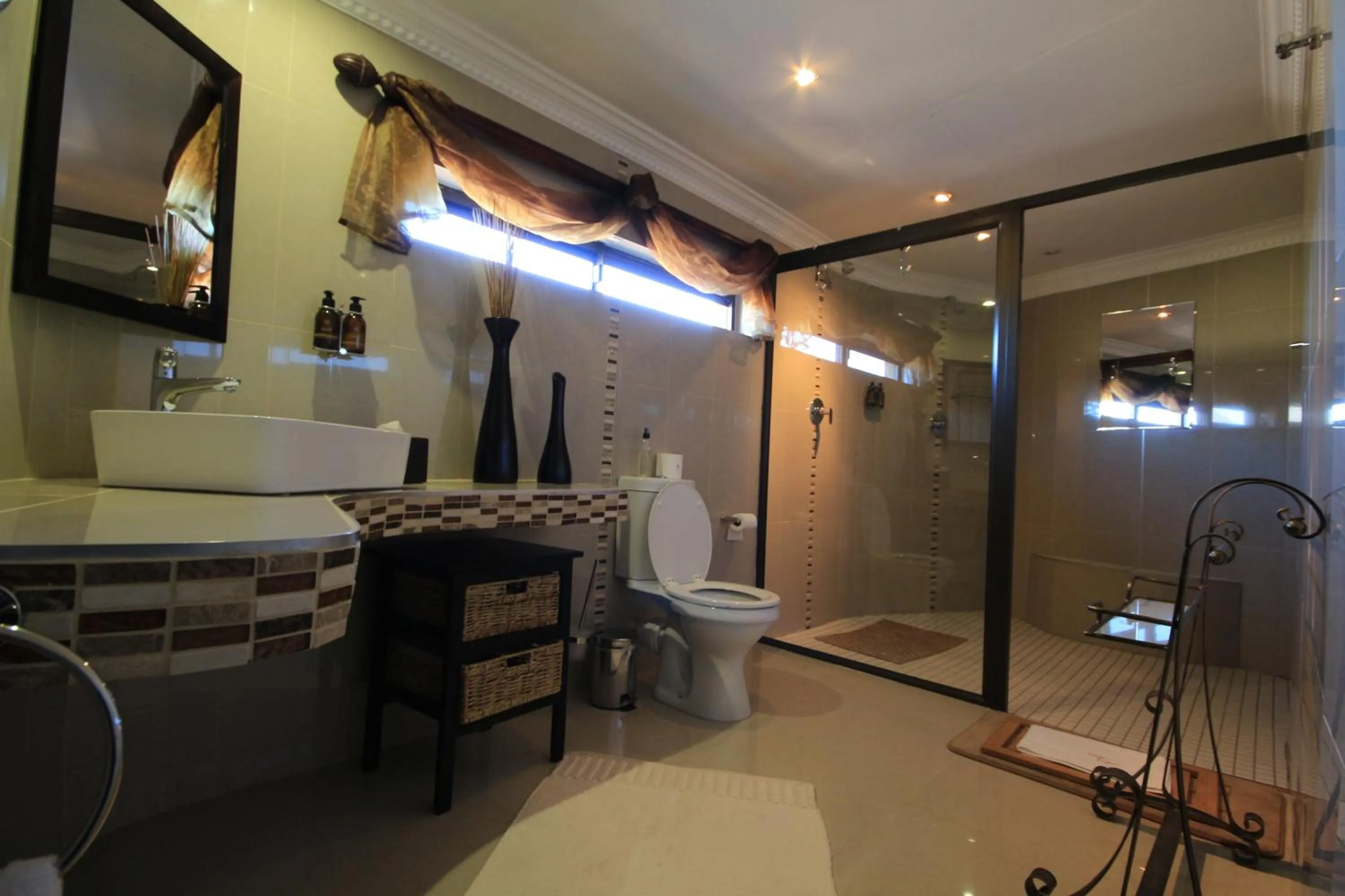 Bathroom in Lapa Lange Game Lodge