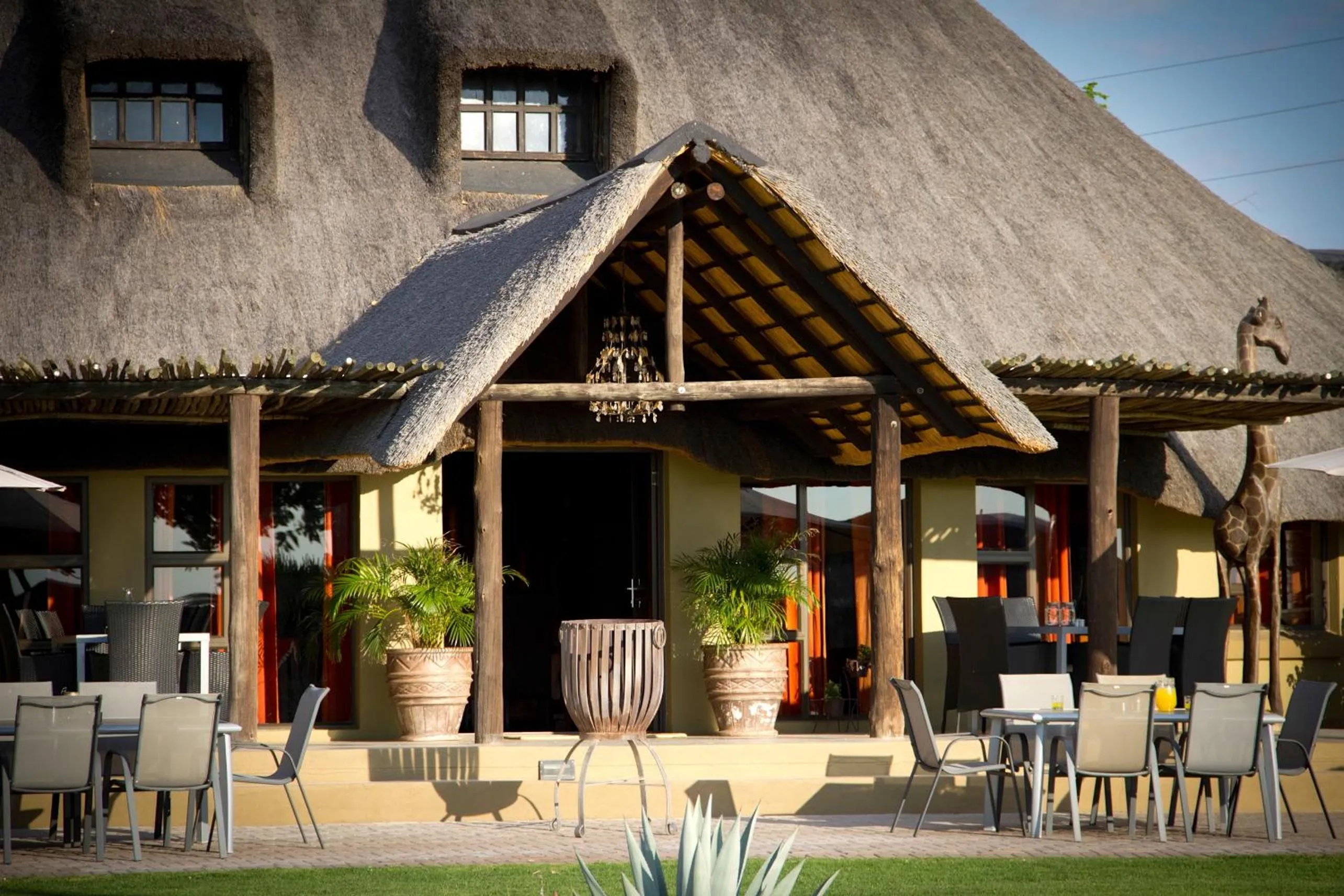 Restaurant/places to eat in Lapa Lange Game Lodge