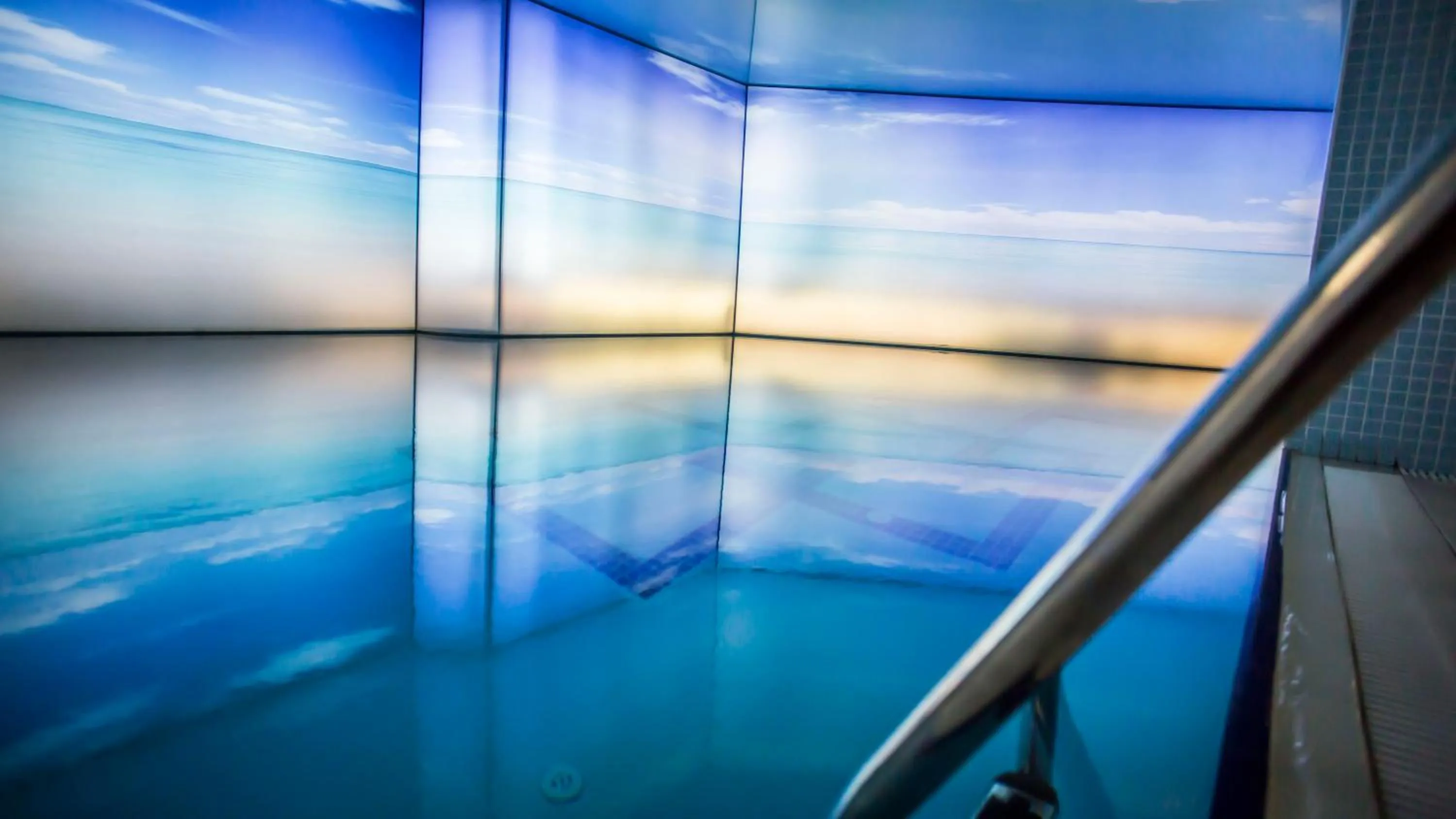 Swimming pool in Parion Hotel