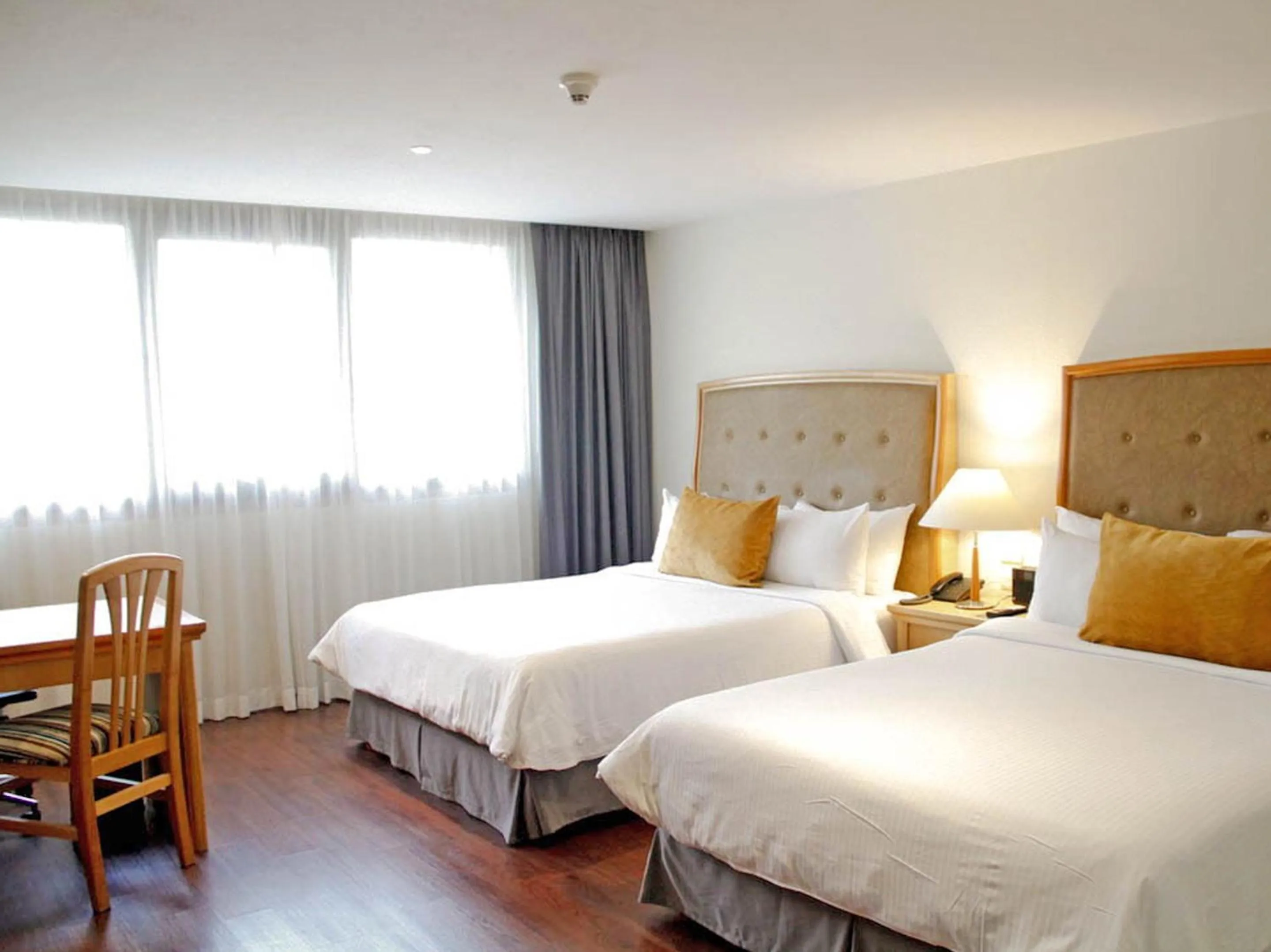 Photo of the whole room, Bed in Hotel Riazor Aeropuerto