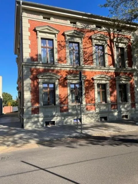 Facade/entrance in Liebknecht 13