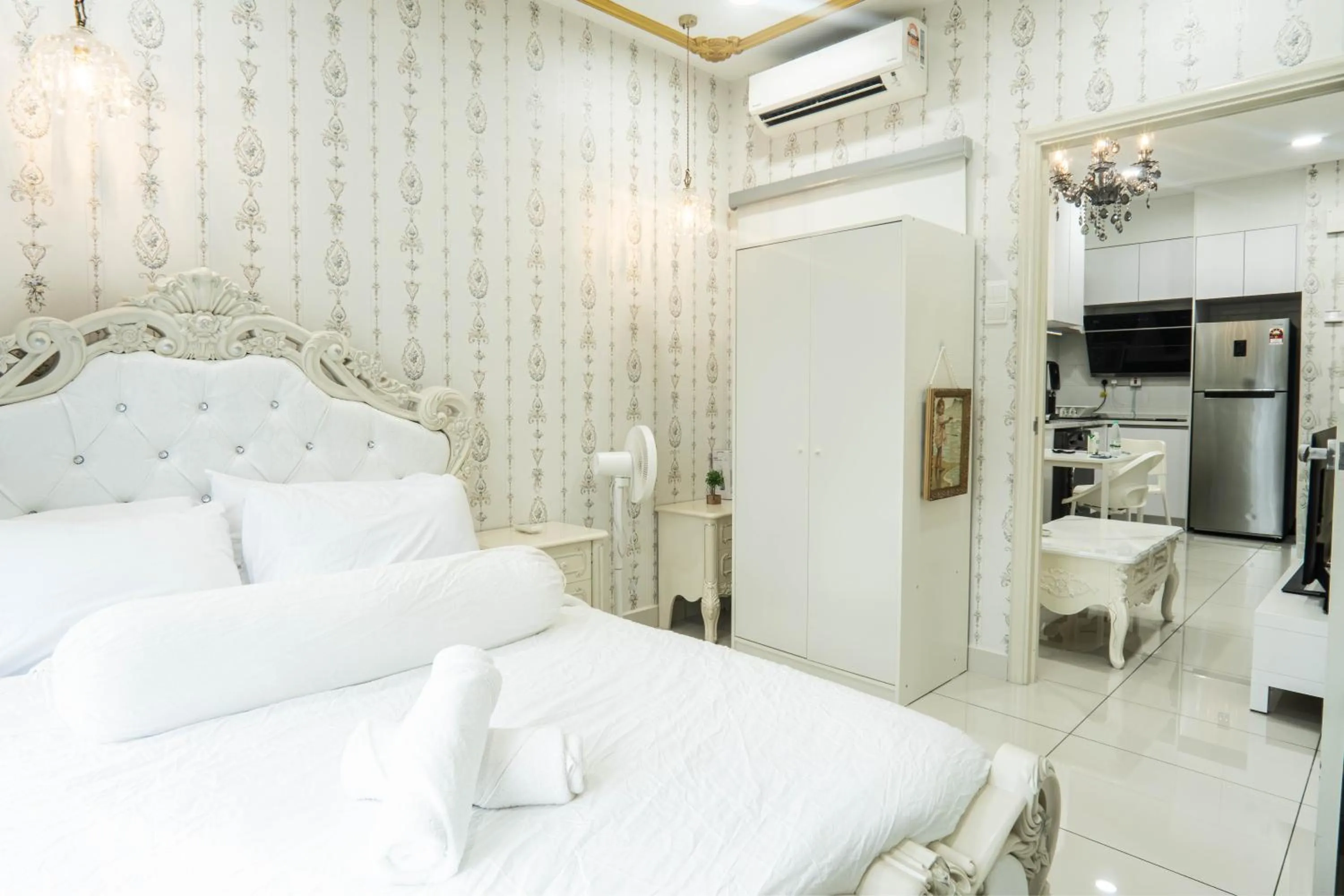 Bed in Arte Mont Kiara by Airhost