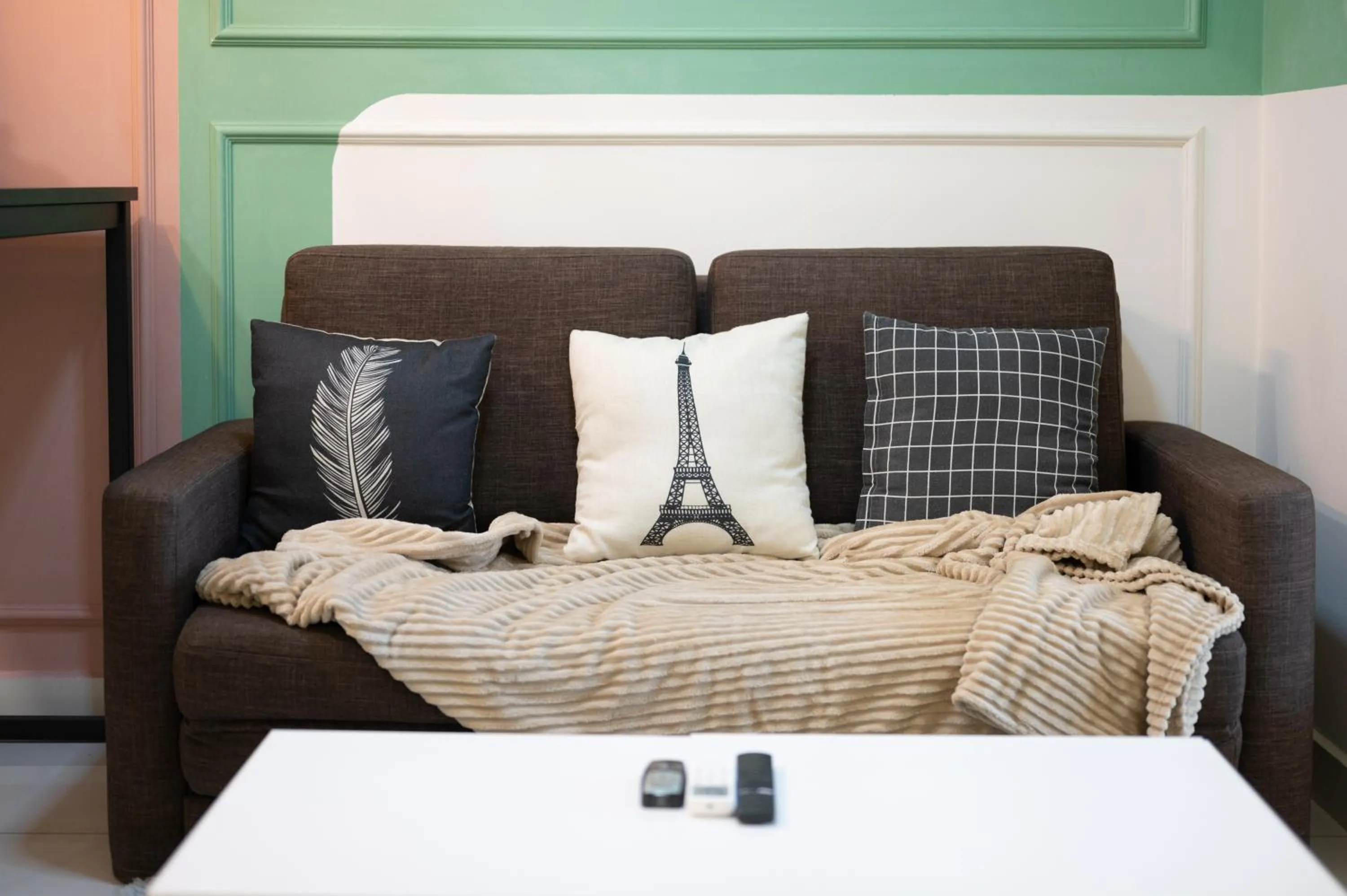 Bed in Arte Mont Kiara by Airhost