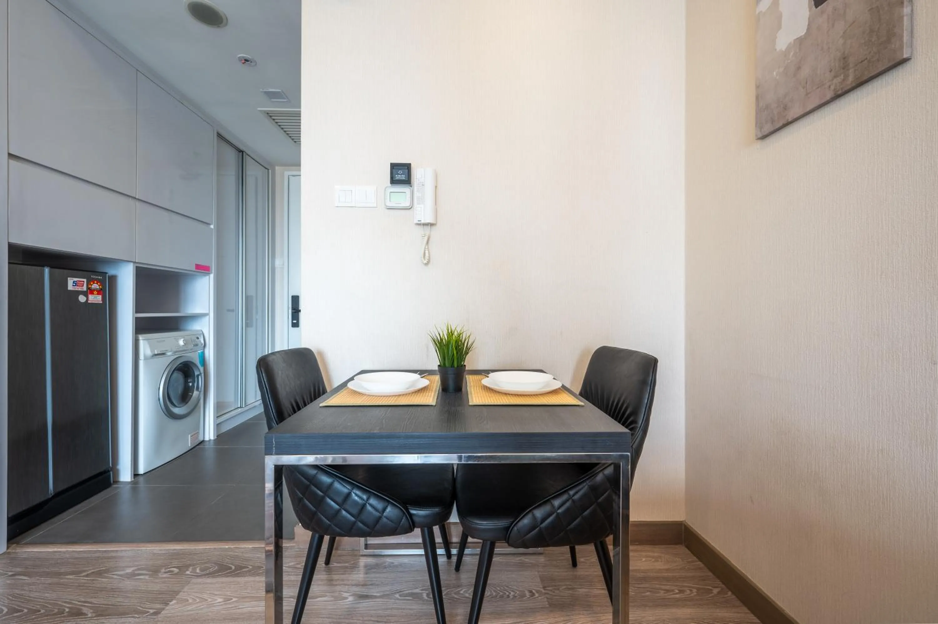 Dining area in Greystone One Bukit Ceylon