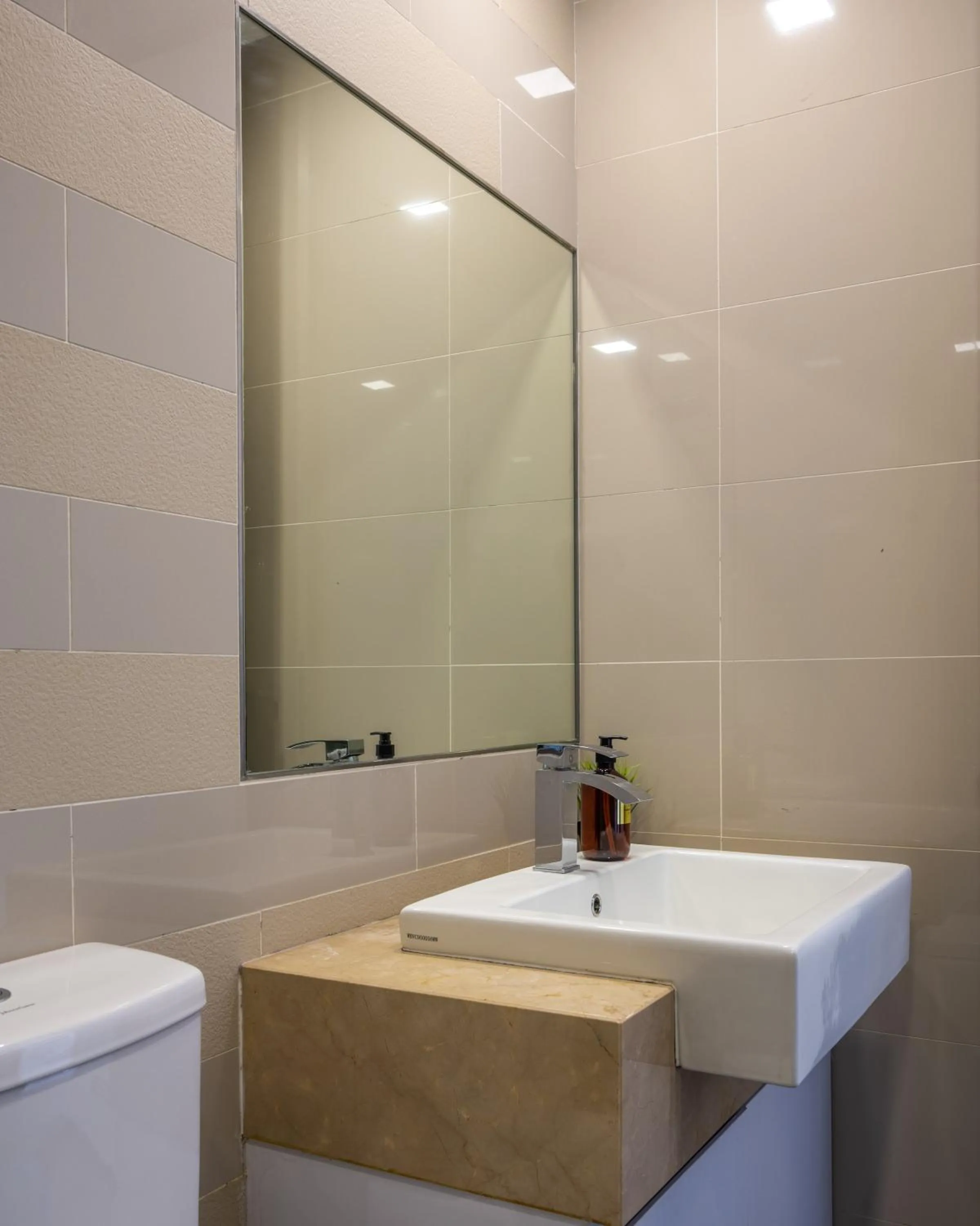 Bathroom in Greystone One Bukit Ceylon