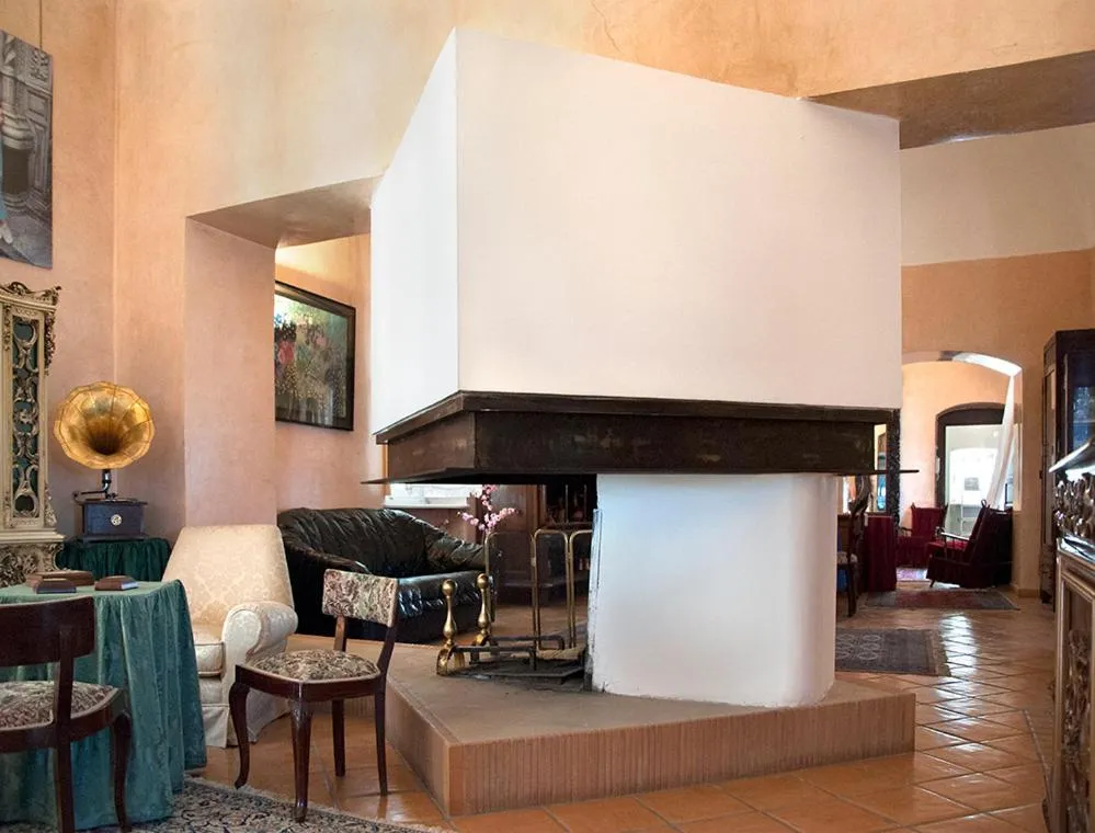 Communal lounge/ TV room in Il Barone del Mare