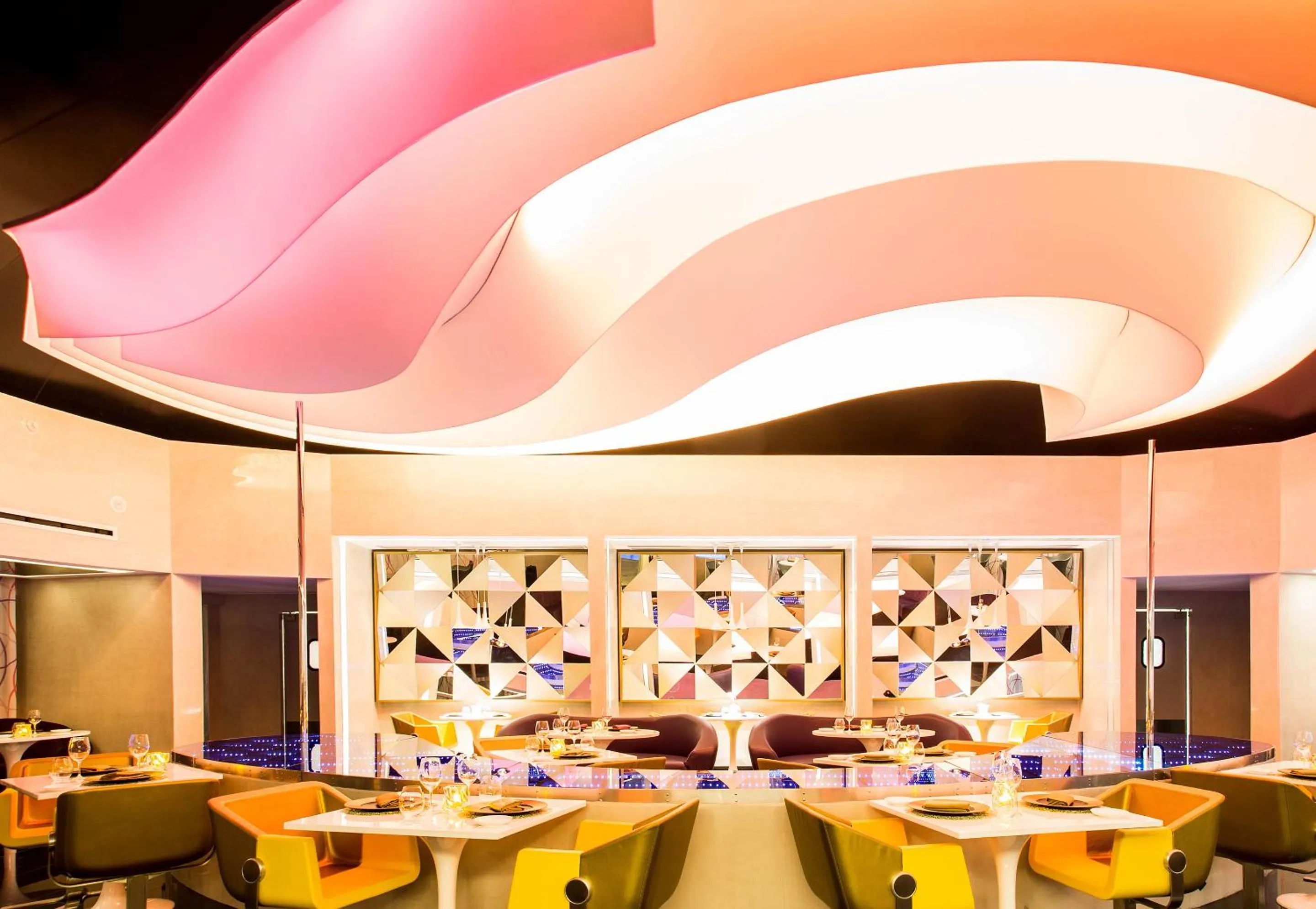 Restaurant/places to eat in Temptation Cancun Resort - All Inclusive - Adults Only