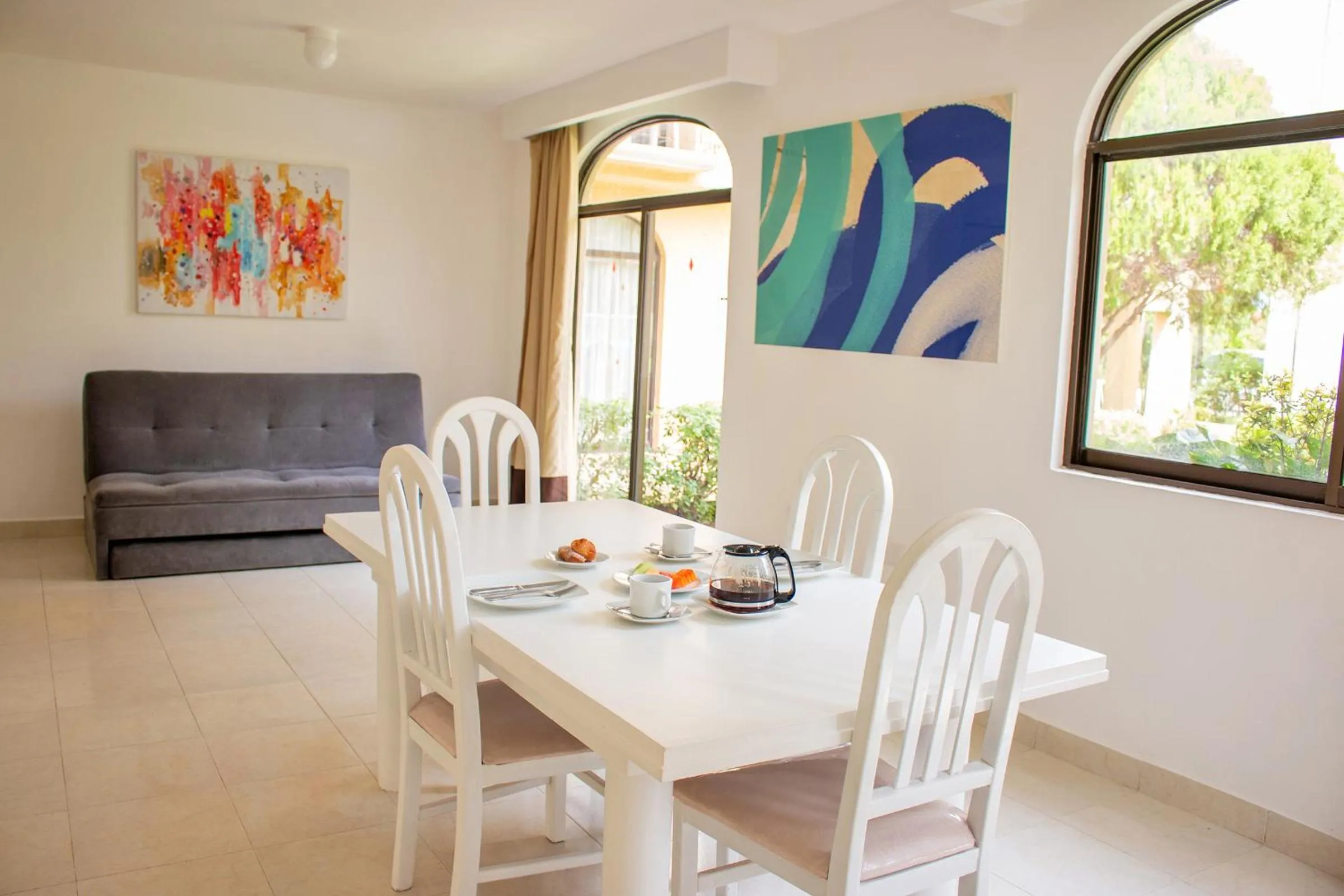 Living room in All Ritmo Cancun Resort & Water Park