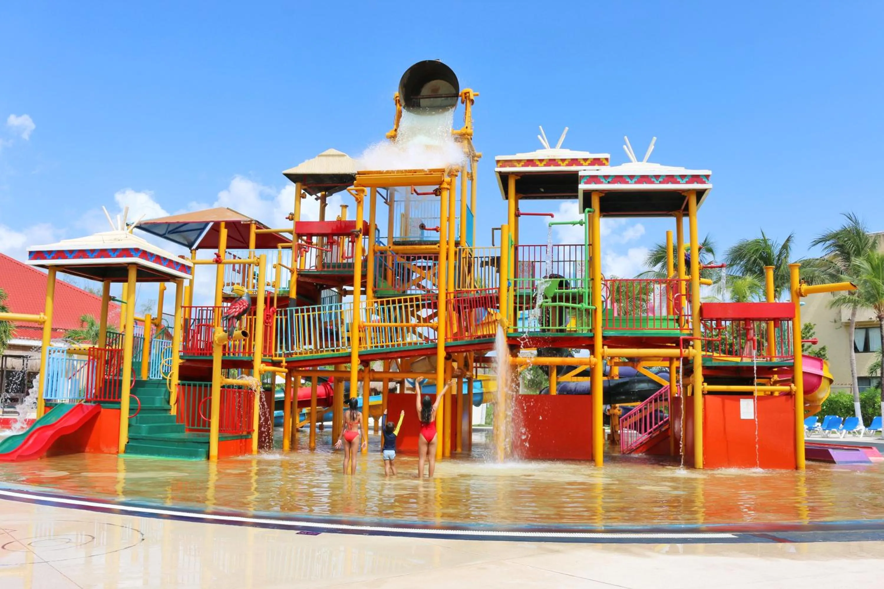 Aqua park in All Ritmo Cancun Resort & Water Park