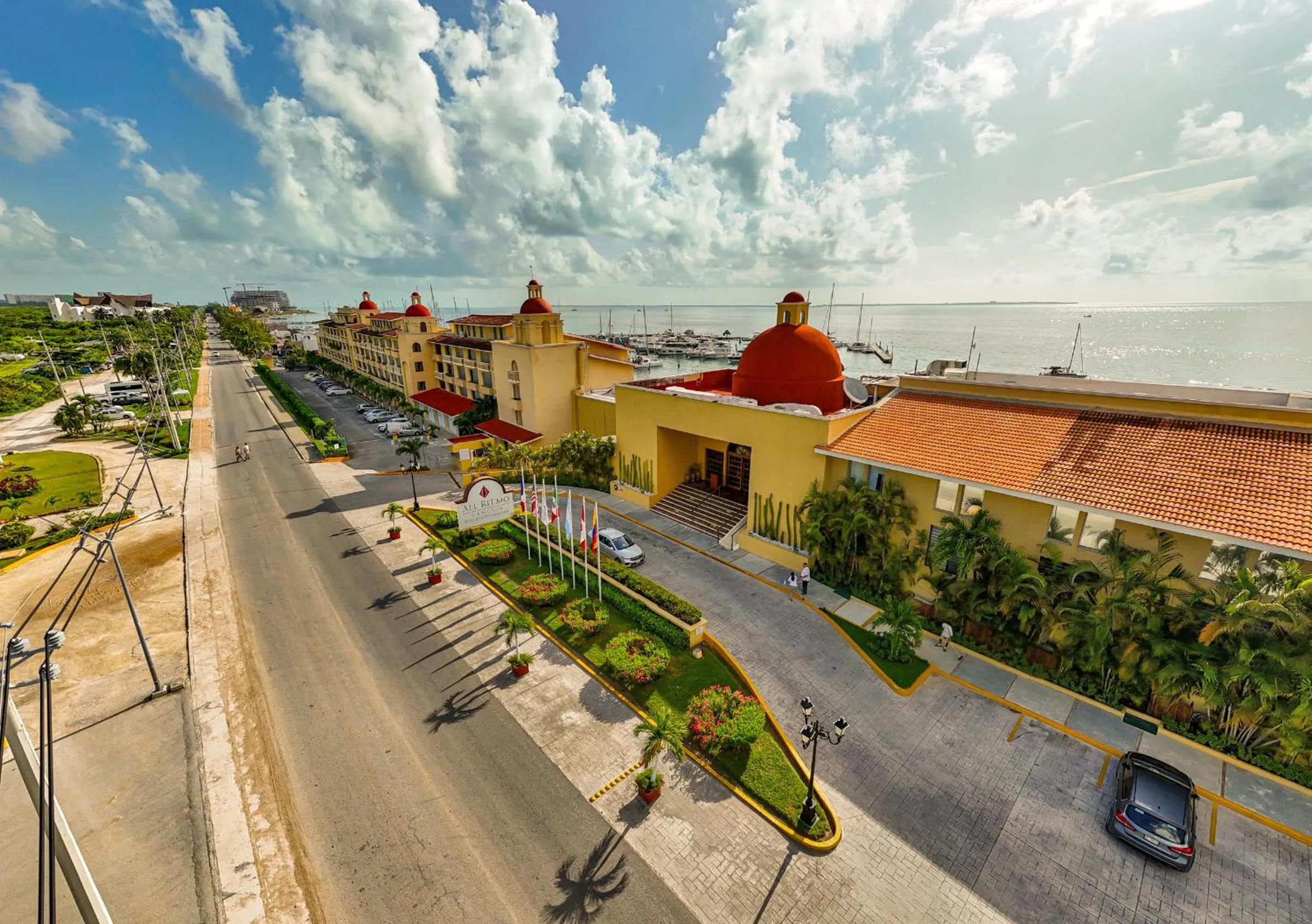 Property building in All Ritmo Cancun Resort & Water Park