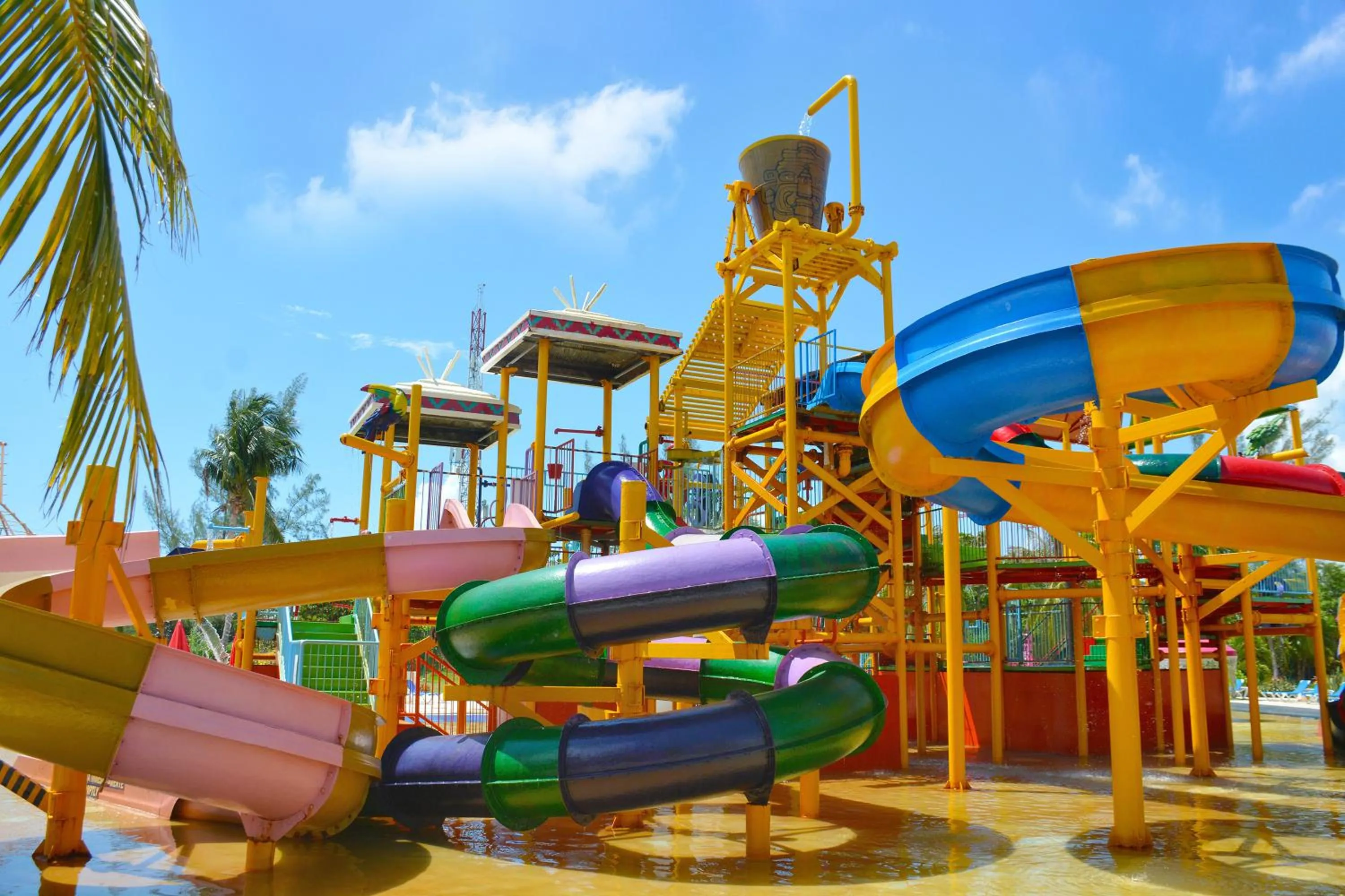 Aqua park in All Ritmo Cancun Resort & Water Park