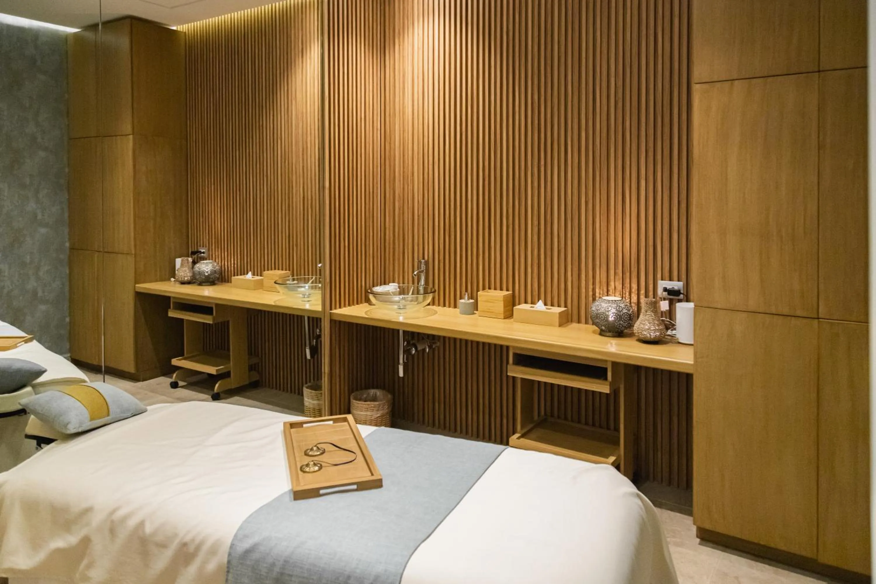 Massage, Bed in Hotel NYX Cancun