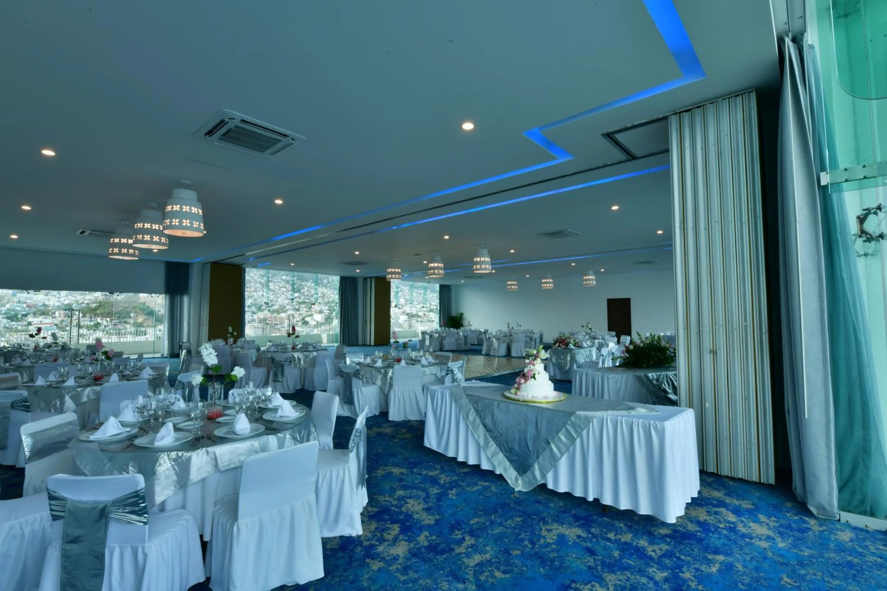 Meeting/conference room in Krystal Beach Acapulco