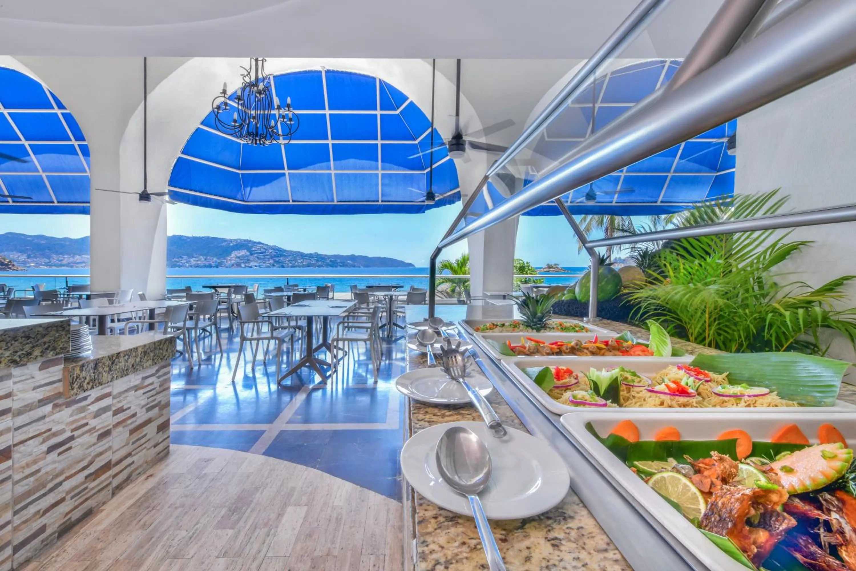 Restaurant/places to eat in Krystal Beach Acapulco