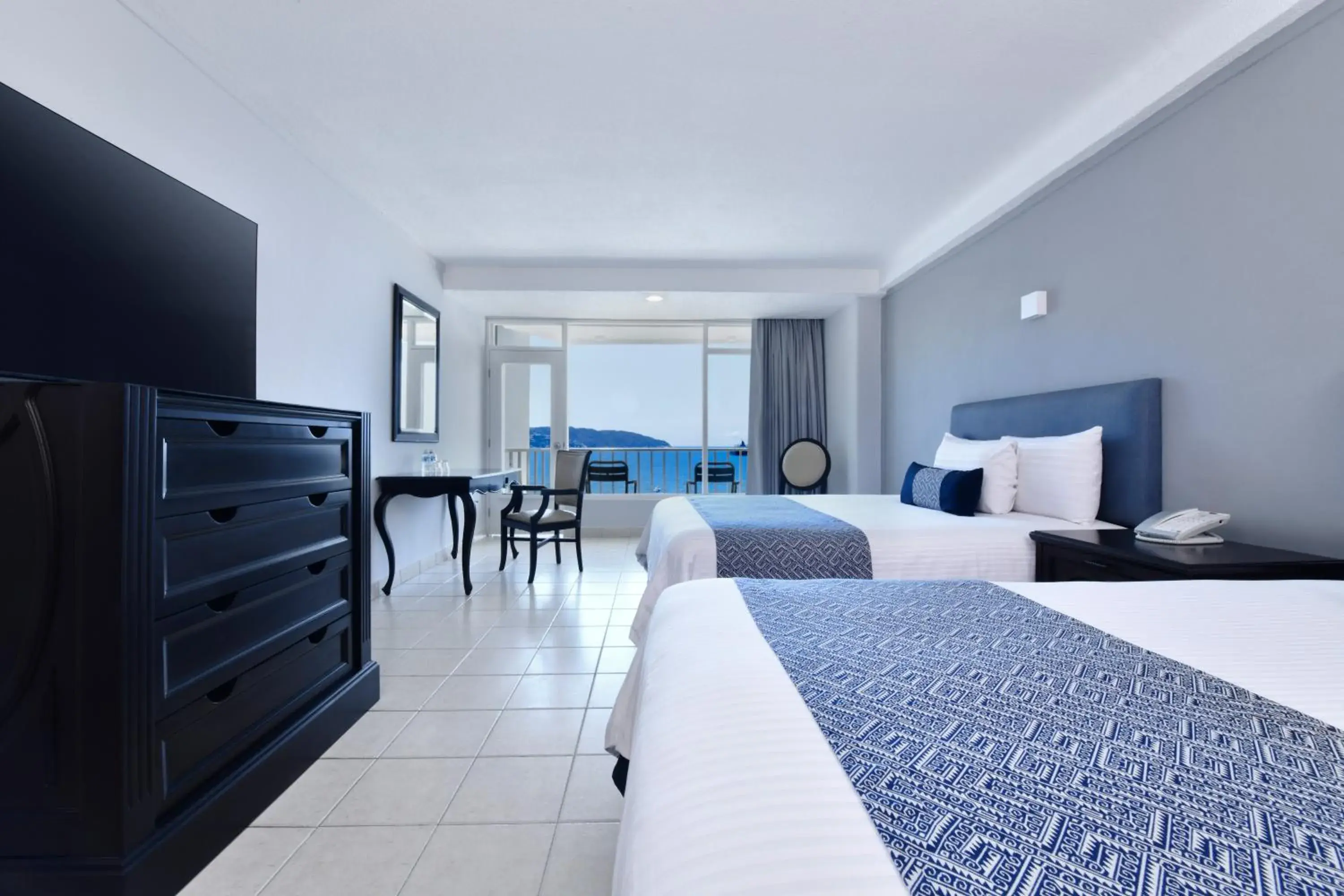 Double Room with Sea View in Krystal Beach Acapulco Double Room with Sea View in Krystal Beach Acapulco