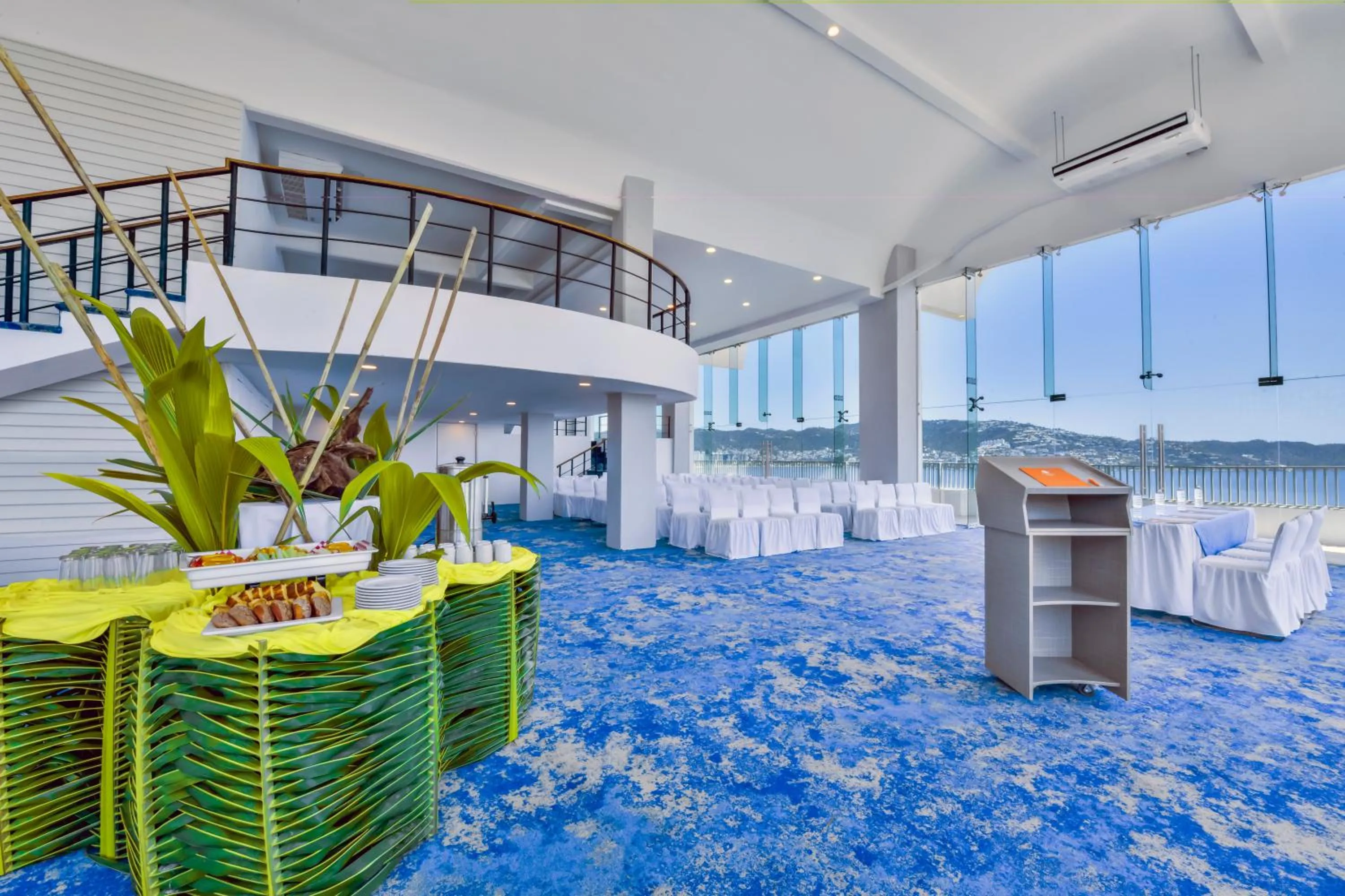 Meeting/conference room in Krystal Beach Acapulco