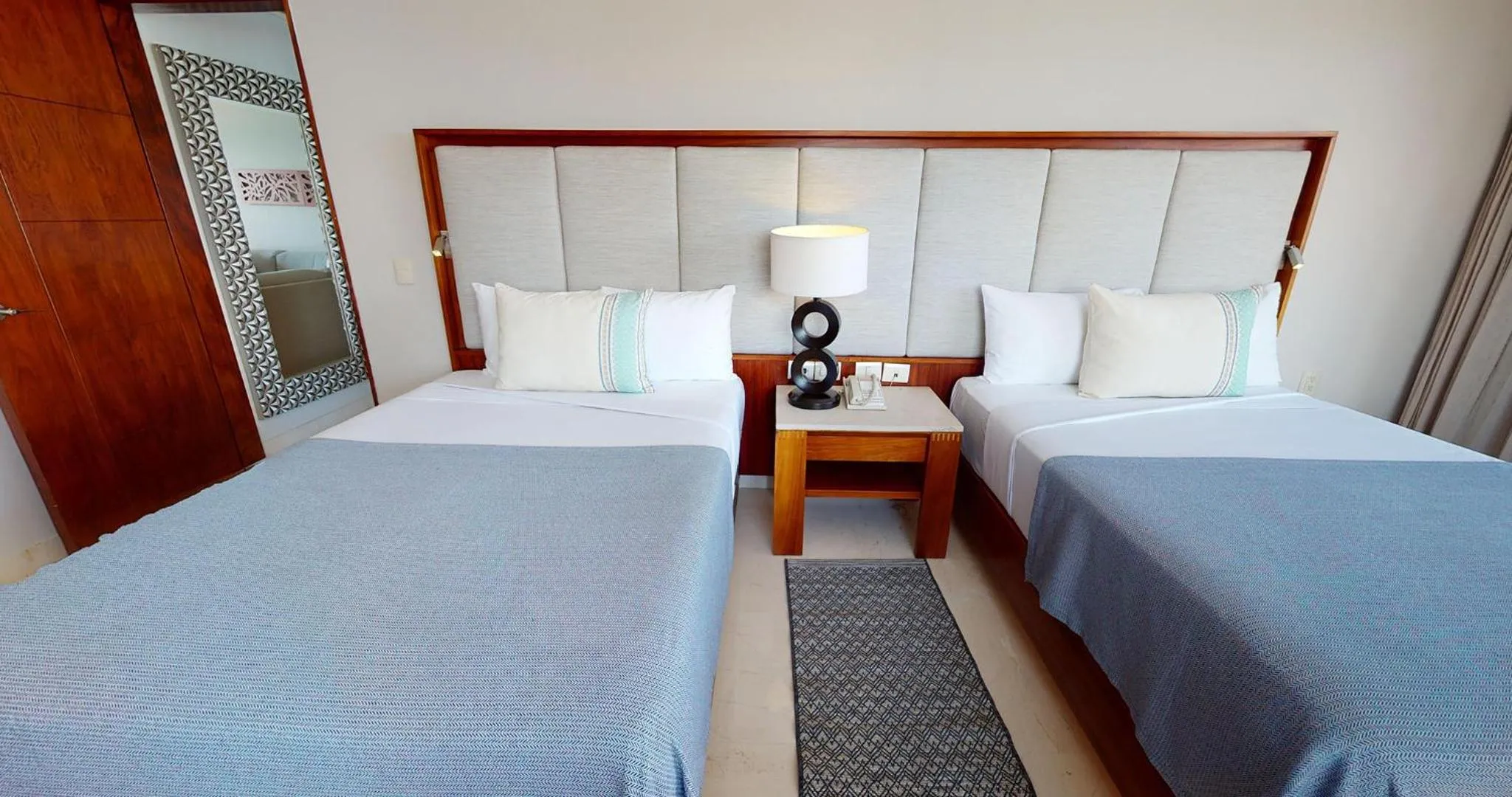 Bed in Park Royal Beach Cancun - All Inclusive