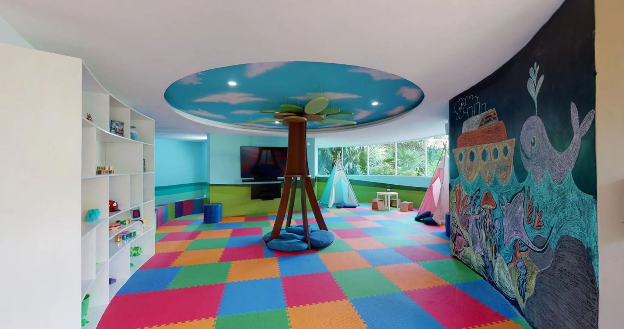 Kids's club in Park Royal Beach Cancun - All Inclusive