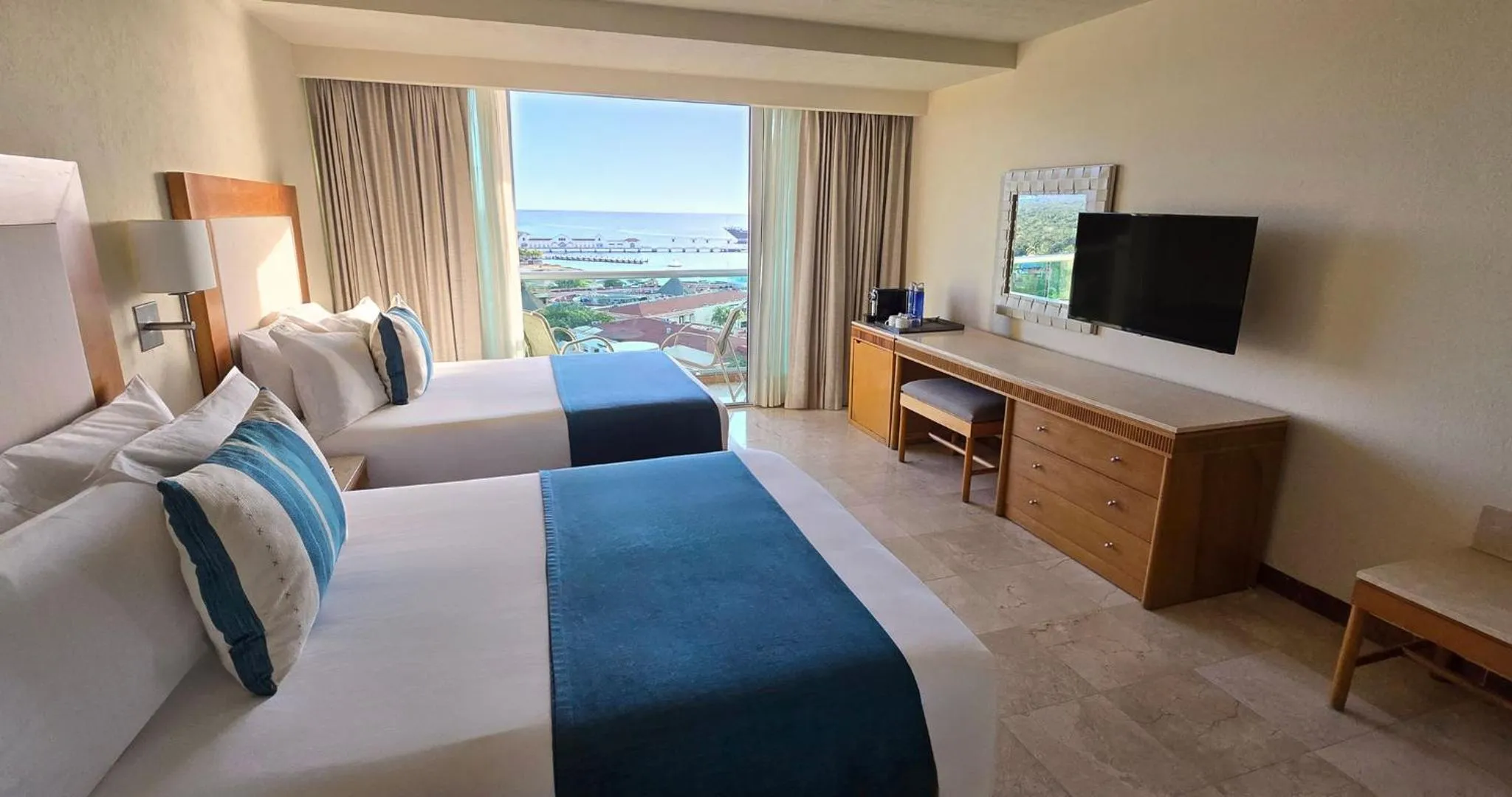 Bed in Grand Park Royal Cozumel - All Inclusive