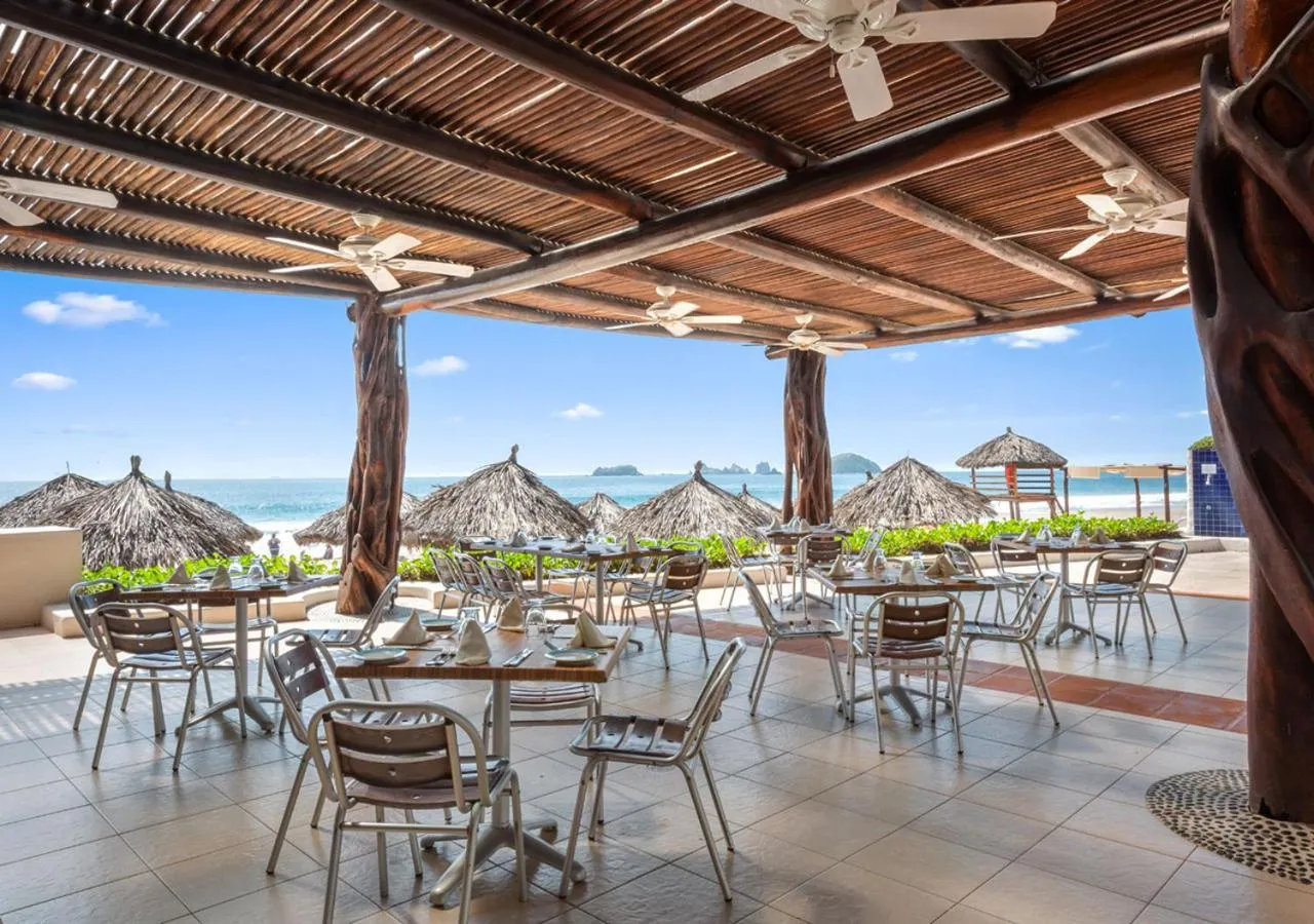 Restaurant/places to eat in Park Royal Beach Ixtapa - All Inclusive