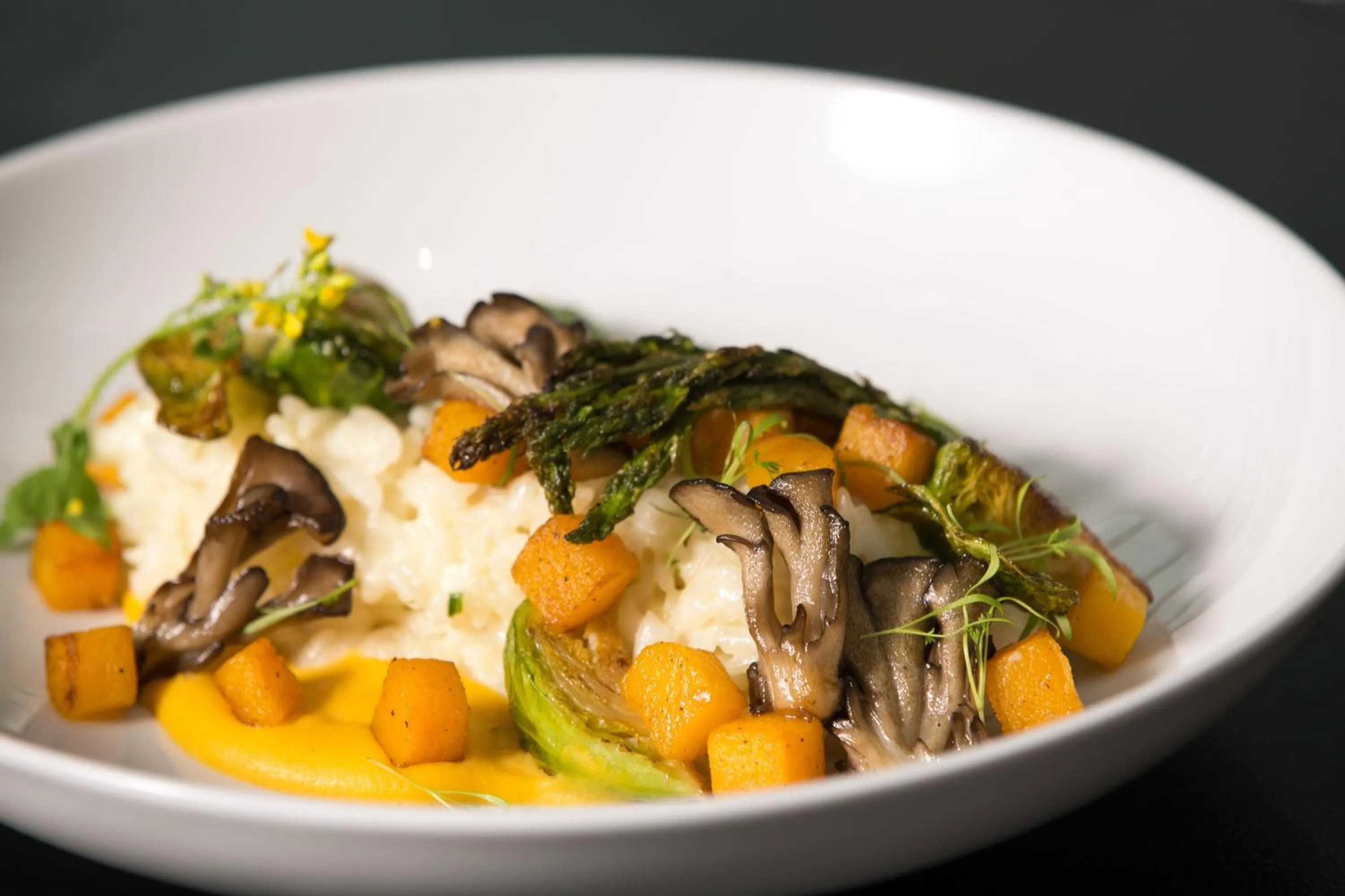 Restaurant/places to eat in Godfrey Hotel Chicago