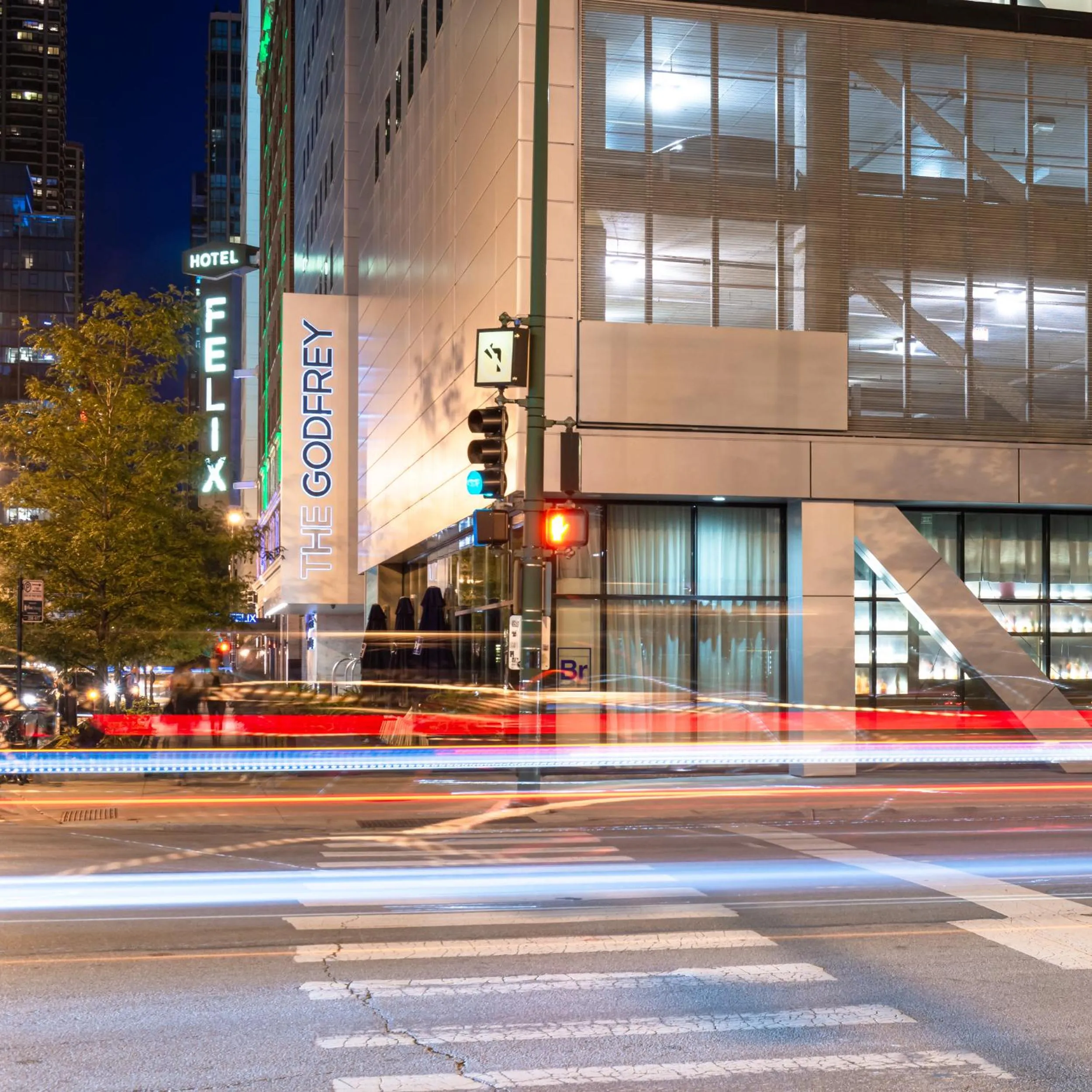 Property building in Godfrey Hotel Chicago