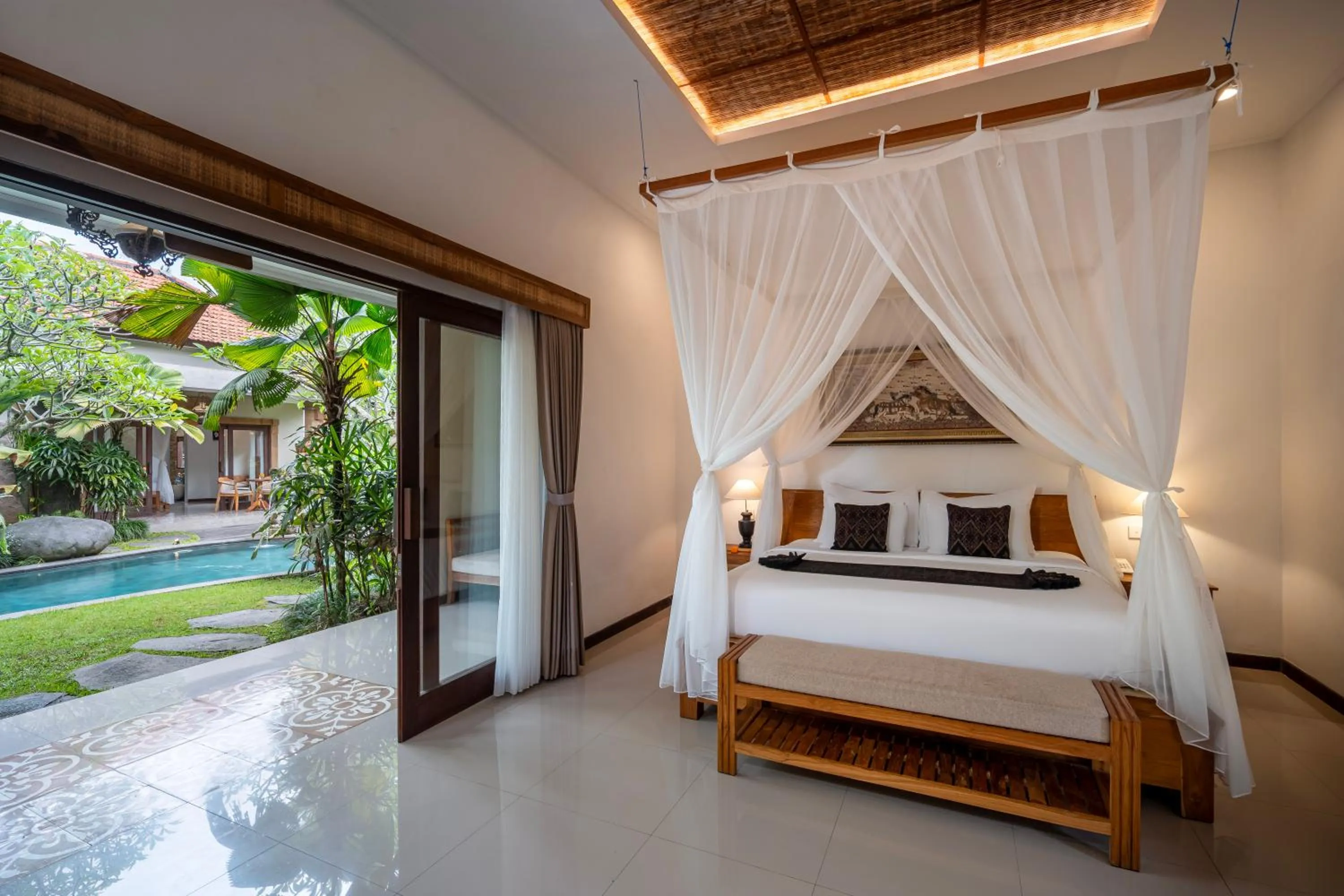 Bed in Govala Ubud Villas & SPA