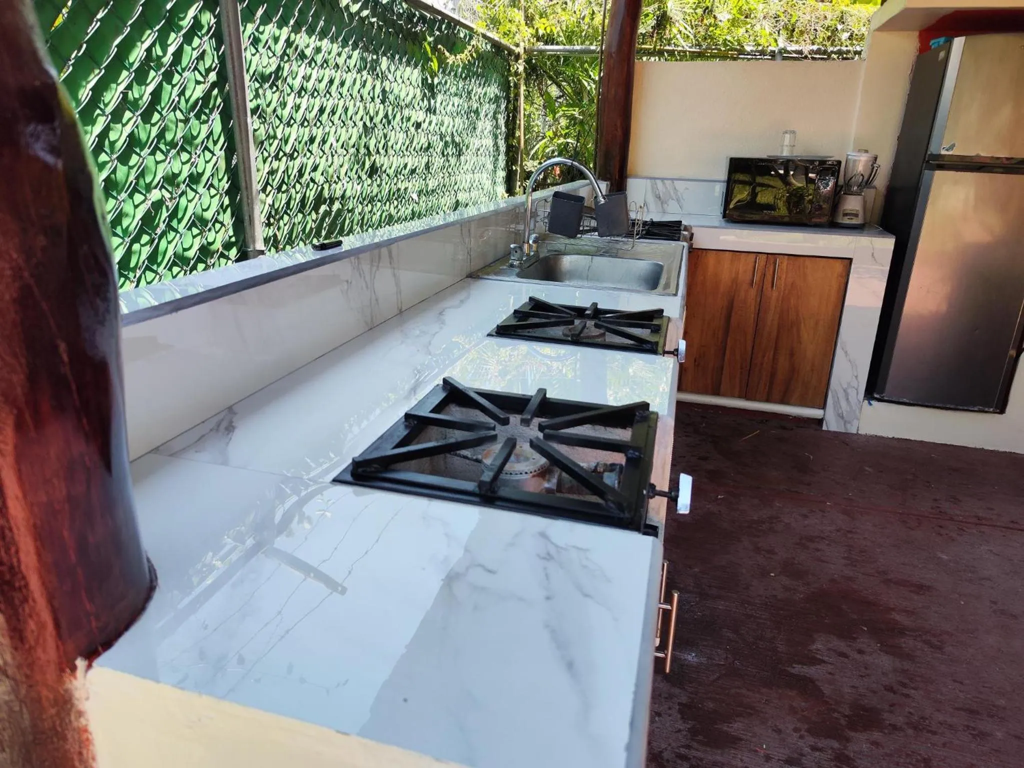 Communal kitchen in Hotel J.B.