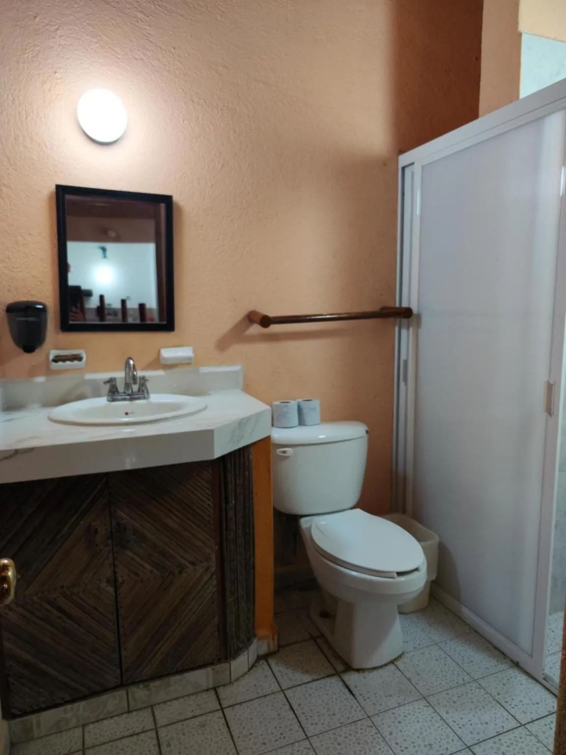 Bathroom in Hotel J.B.