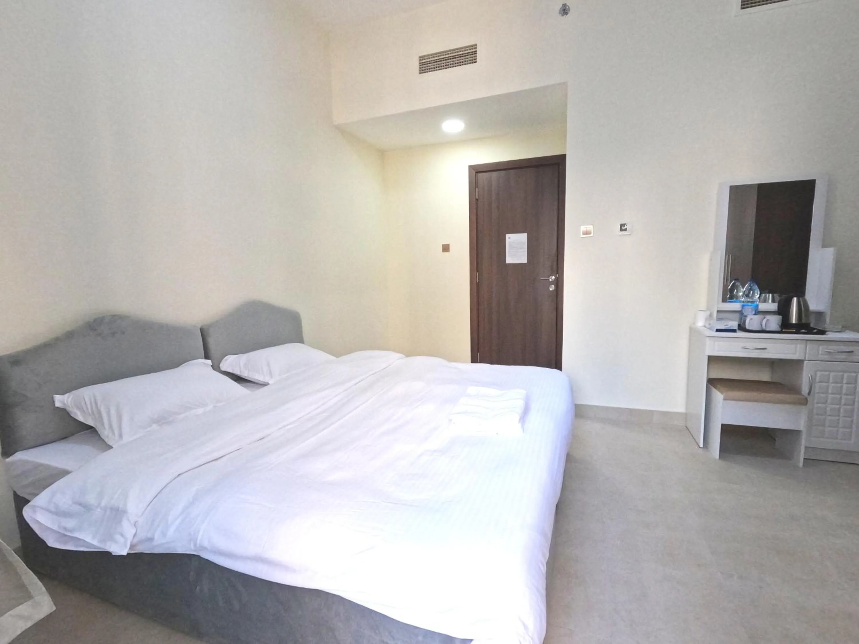 Bedroom in Barsha Star Residence - Home Stay