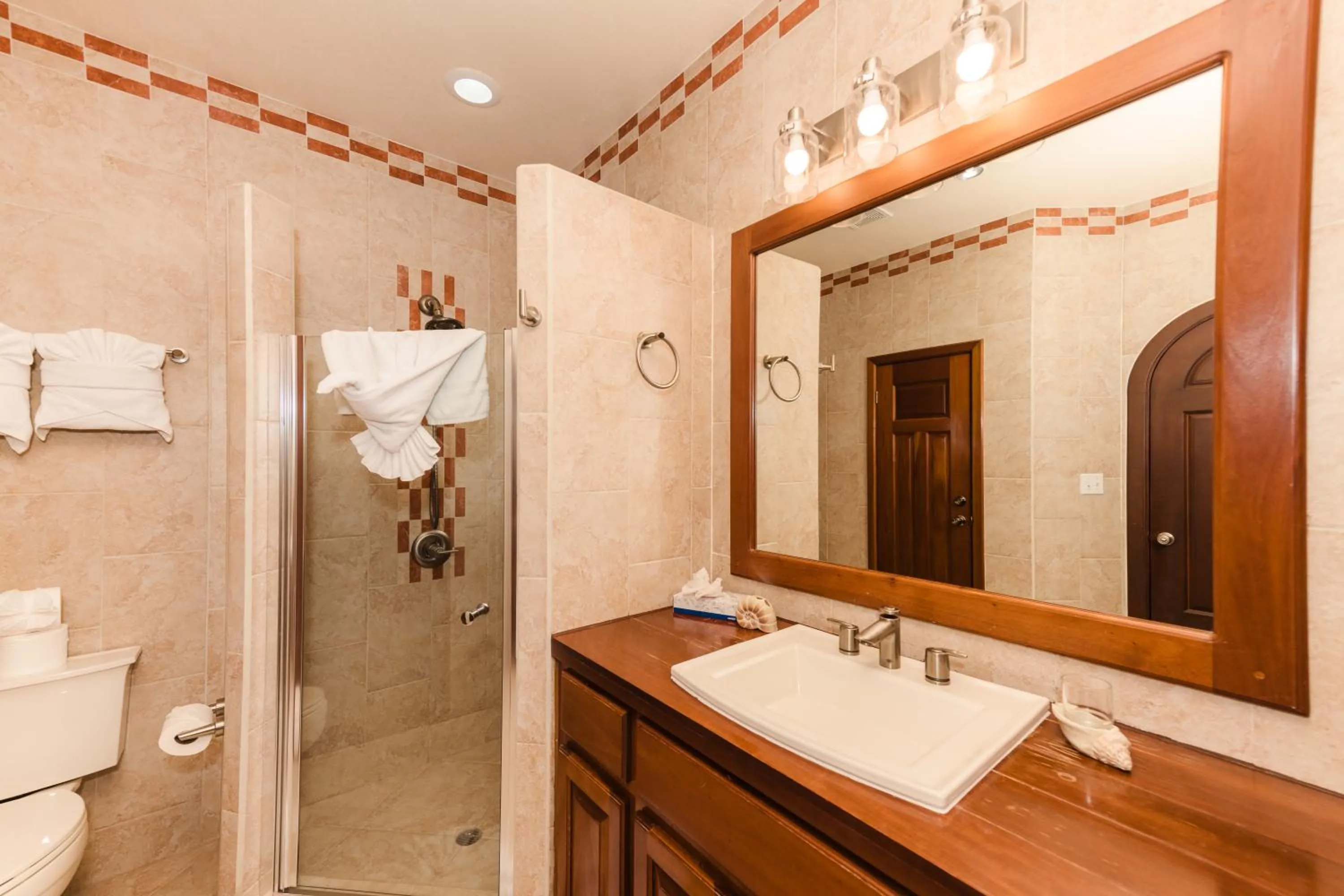 Shower in Grand Caribe Belize