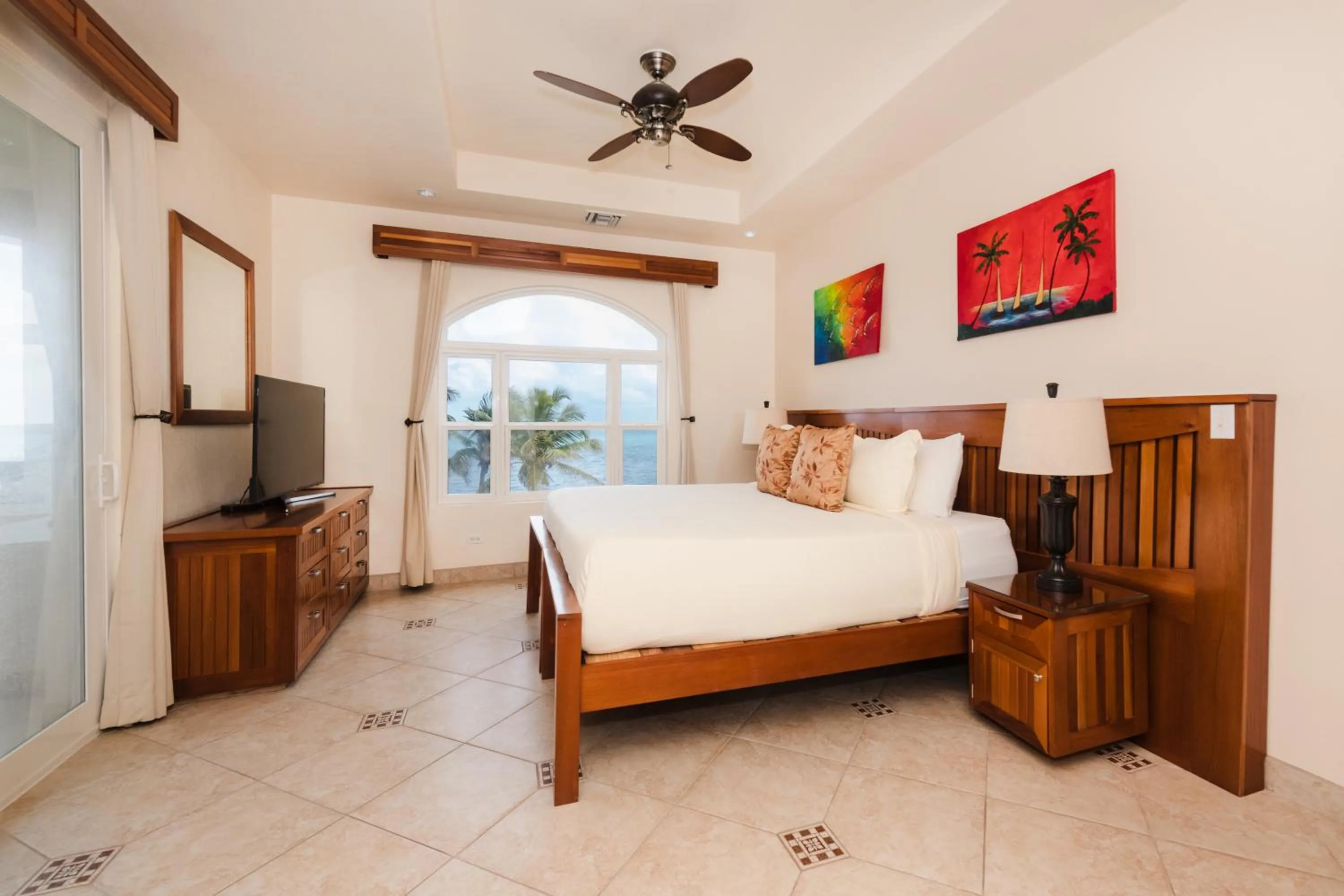 Bed in Grand Caribe Belize