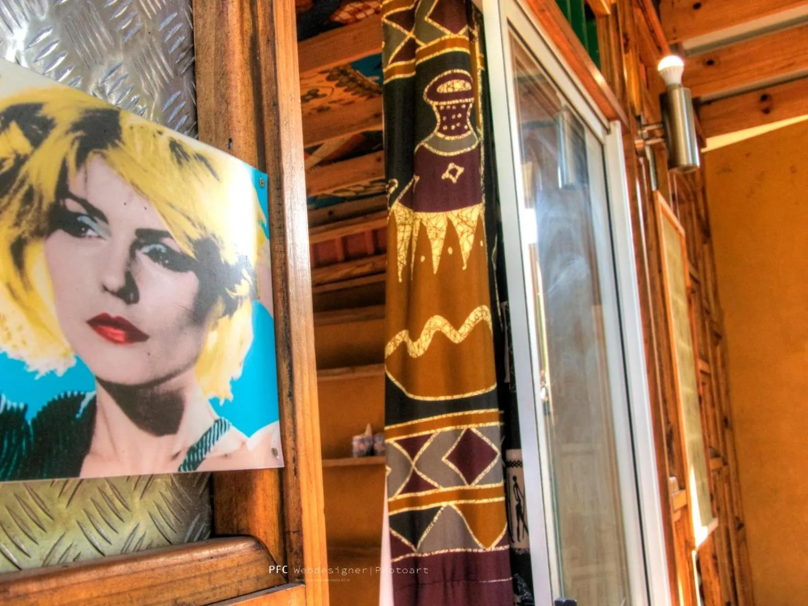 Decorative detail in Mozambeat Motel