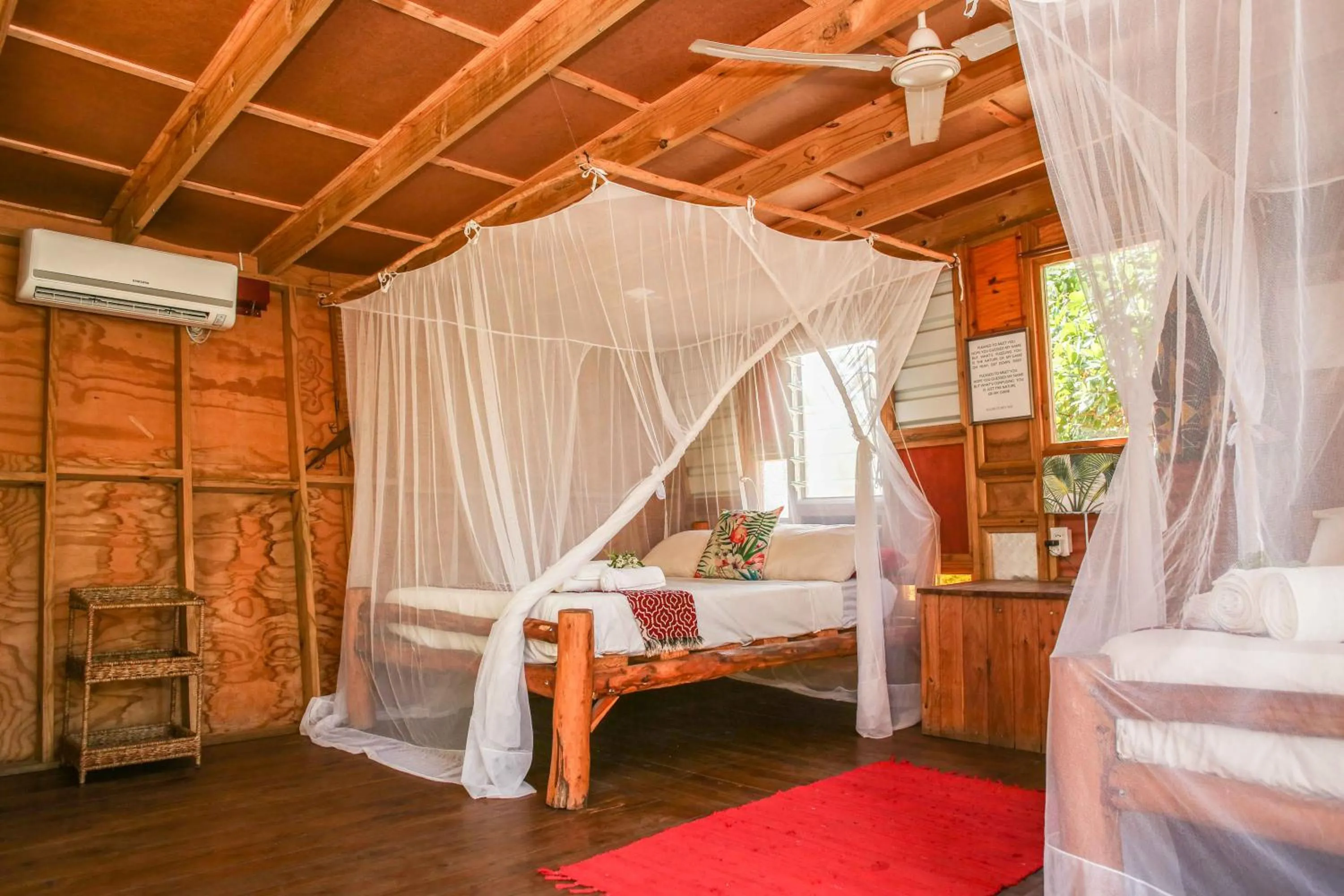 Bed in Mozambeat Motel