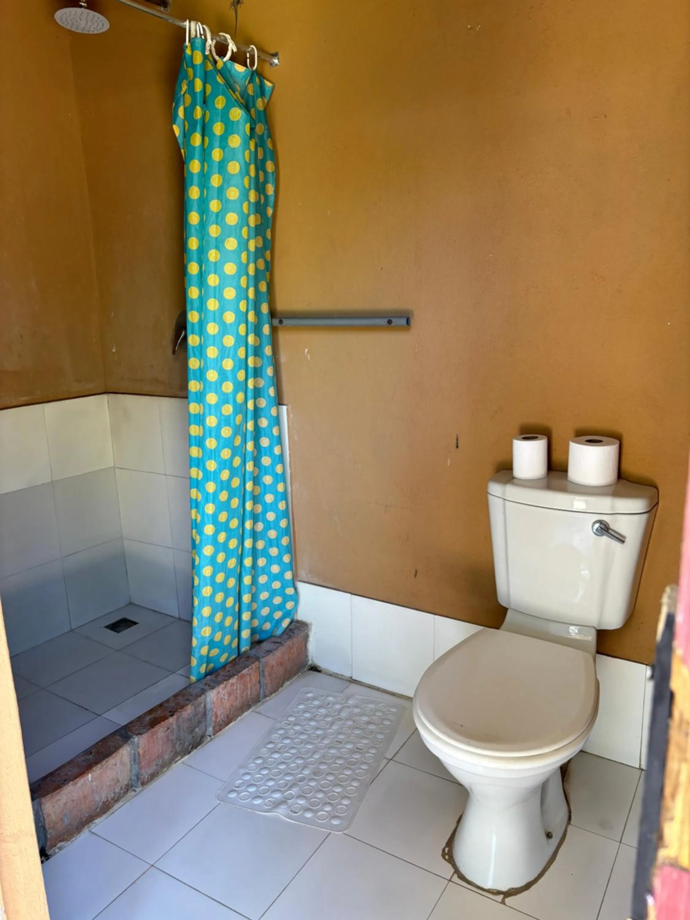 Bathroom in Mozambeat Motel