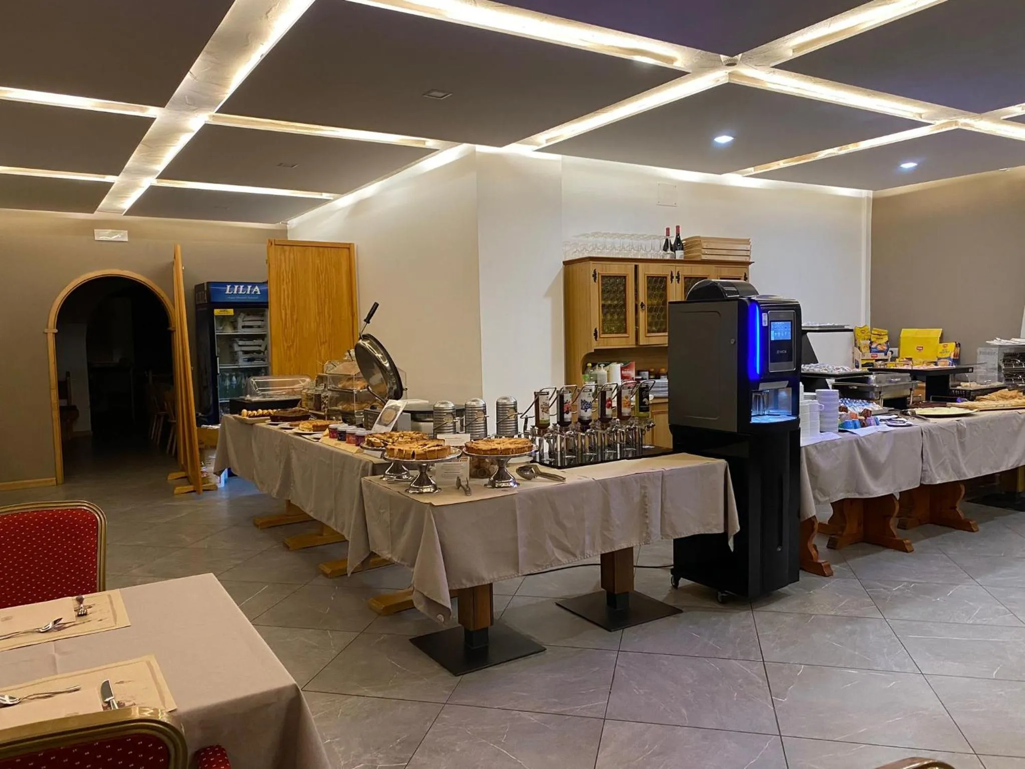 Breakfast in Hotel Pizboè