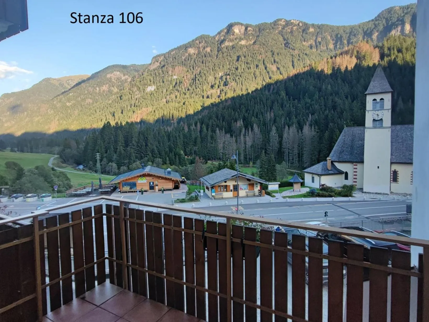 Mountain view in Hotel Pizboè