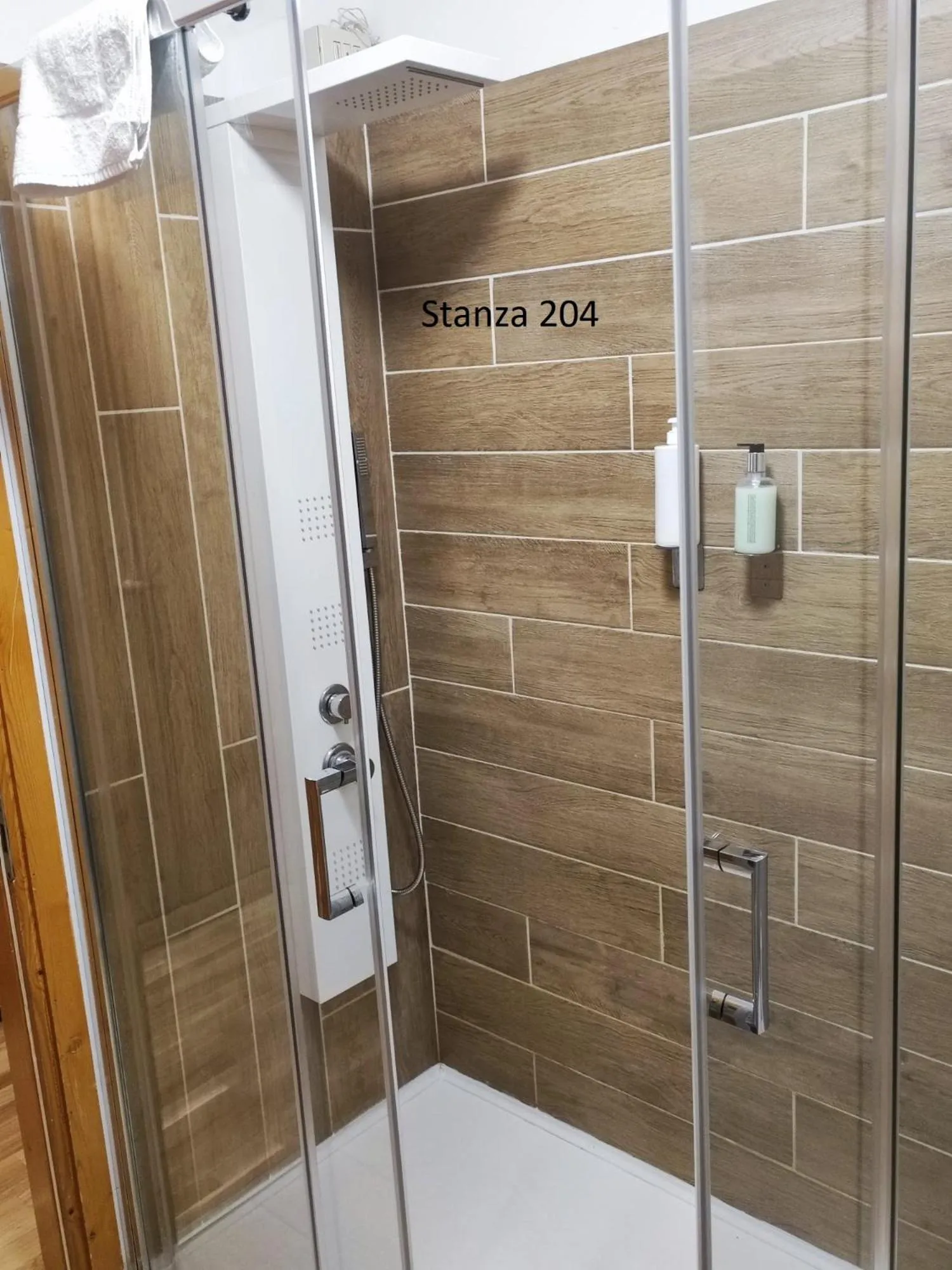 Bathroom in Hotel Pizboè