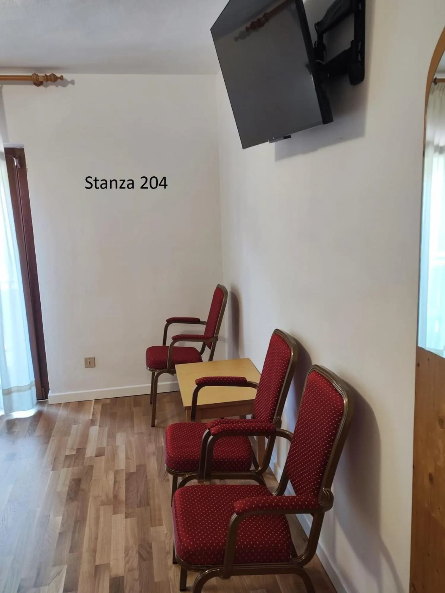 TV and multimedia in Hotel Pizboè