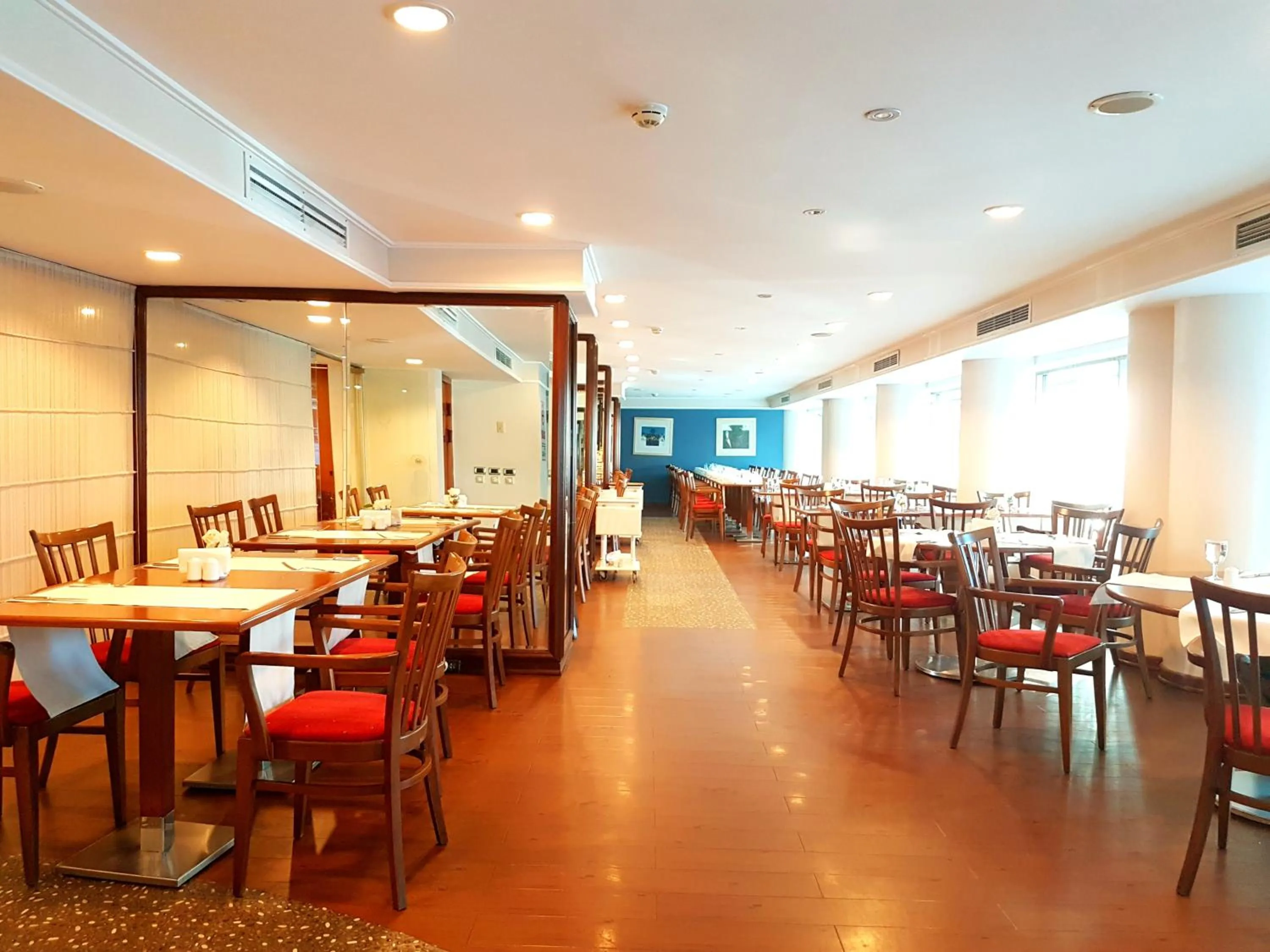 Restaurant/places to eat in Jura Hotels Mavi Sürmeli Adana