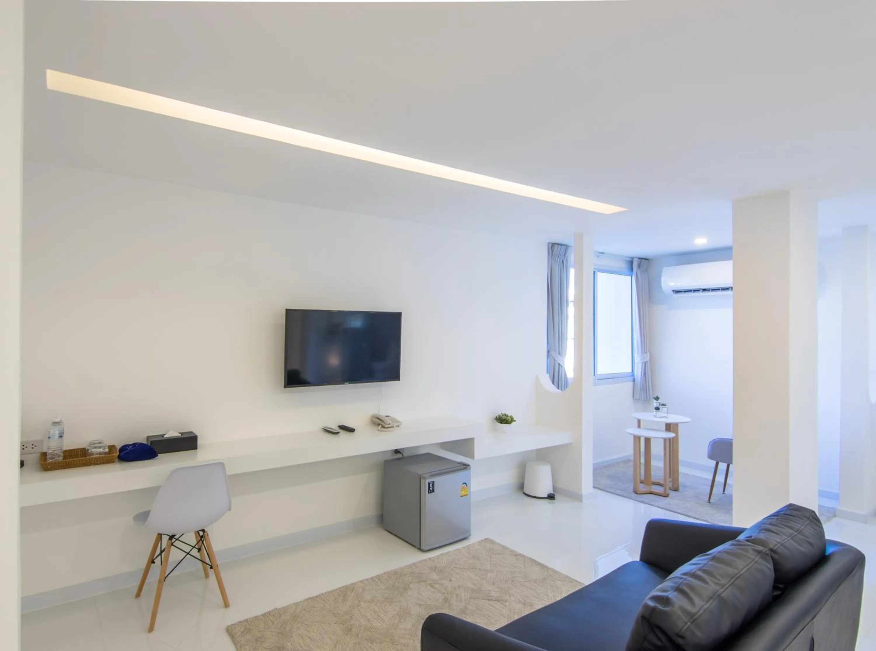 Thewhitehotel BY Charoensri - SHA Extra Plus