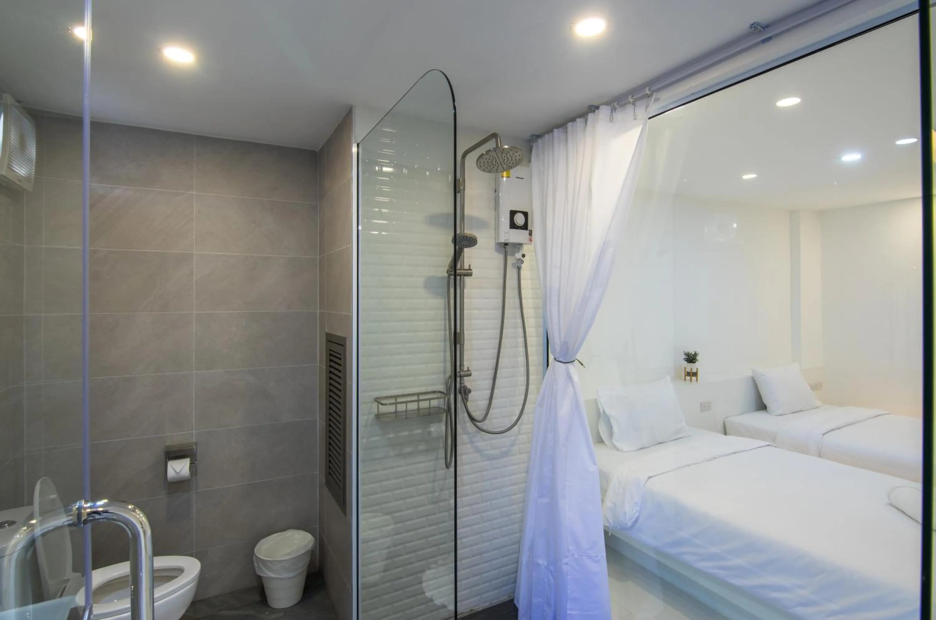 Thewhitehotel BY Charoensri - SHA Extra Plus