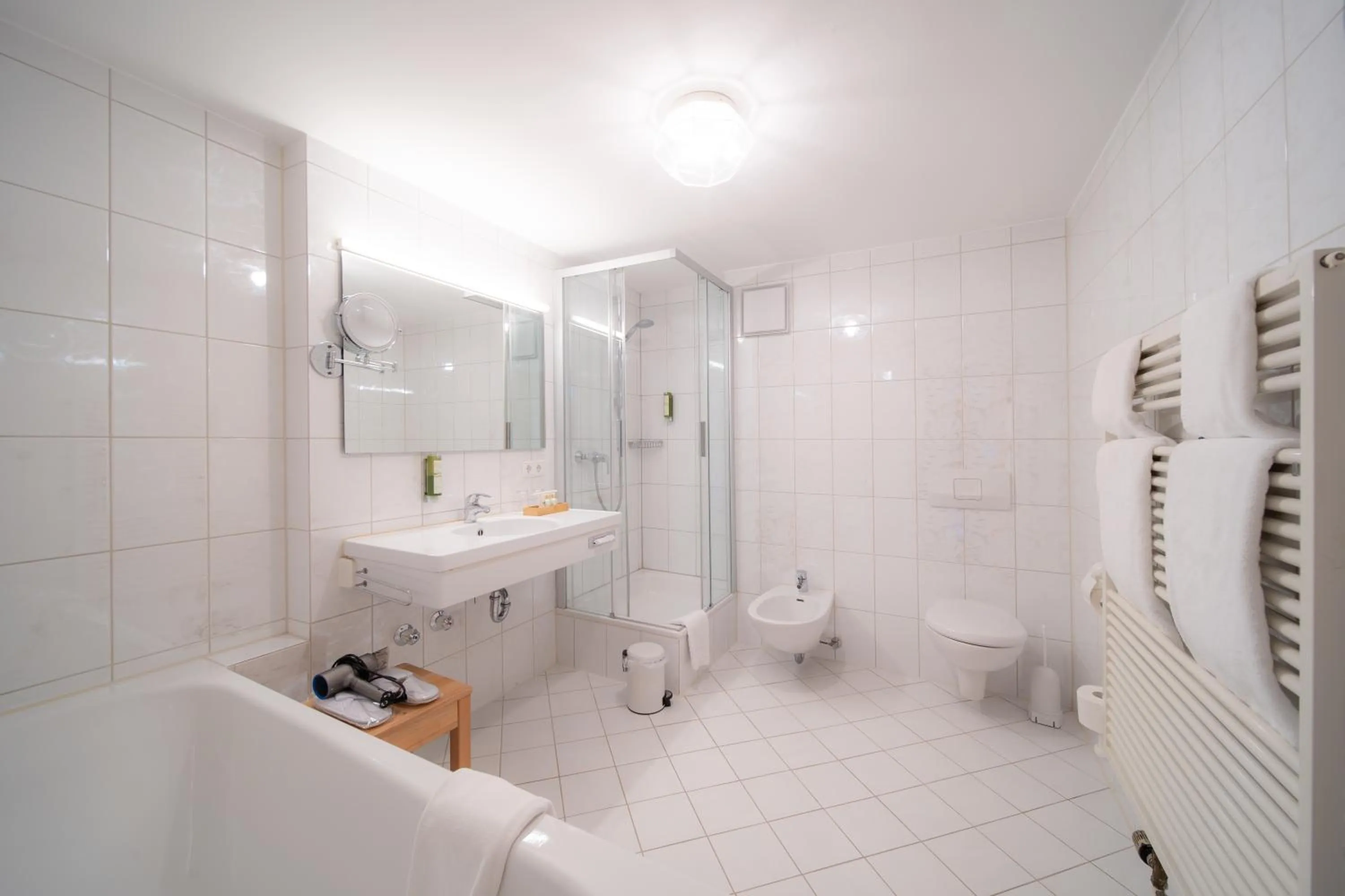 Bathroom in Marina Hotel am Starnberger See